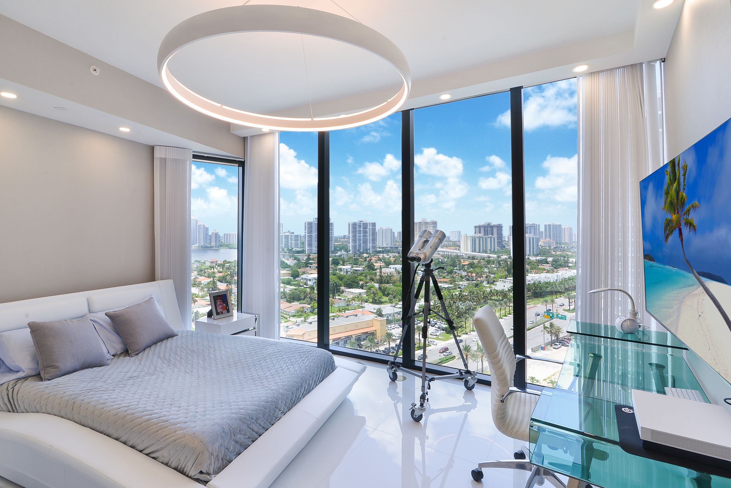 18555 Collins Avenue Sunny Isles Beach FL 33160