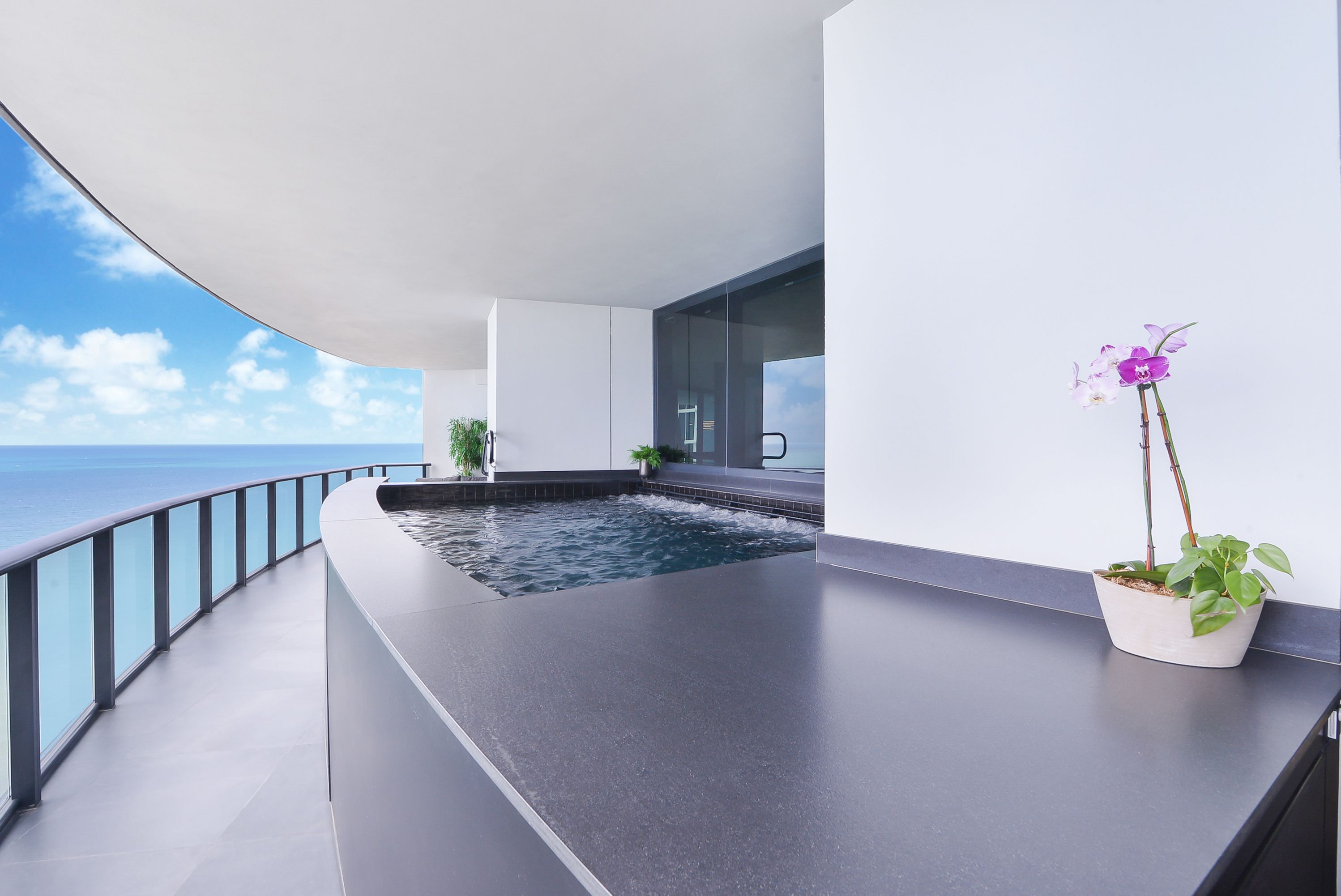 18555 Collins Avenue Sunny Isles Beach FL 33160
