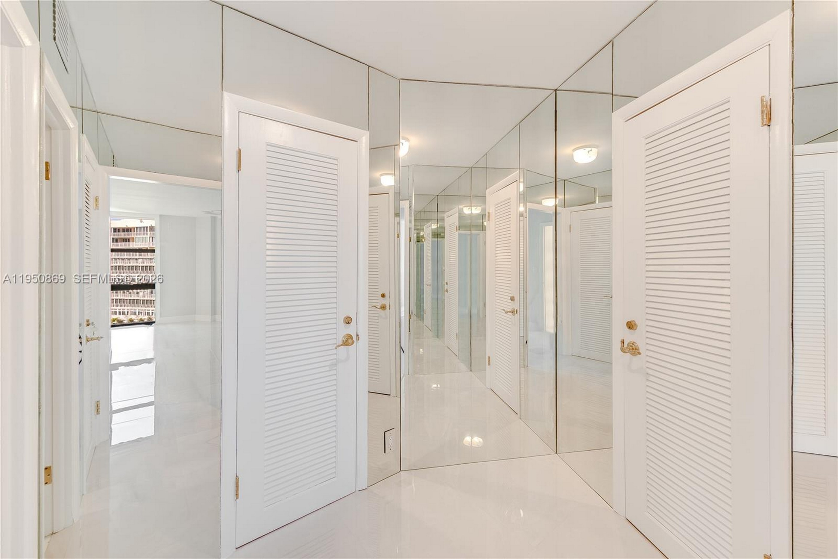1121 Crandon Boulevard Key Biscayne FL 33149