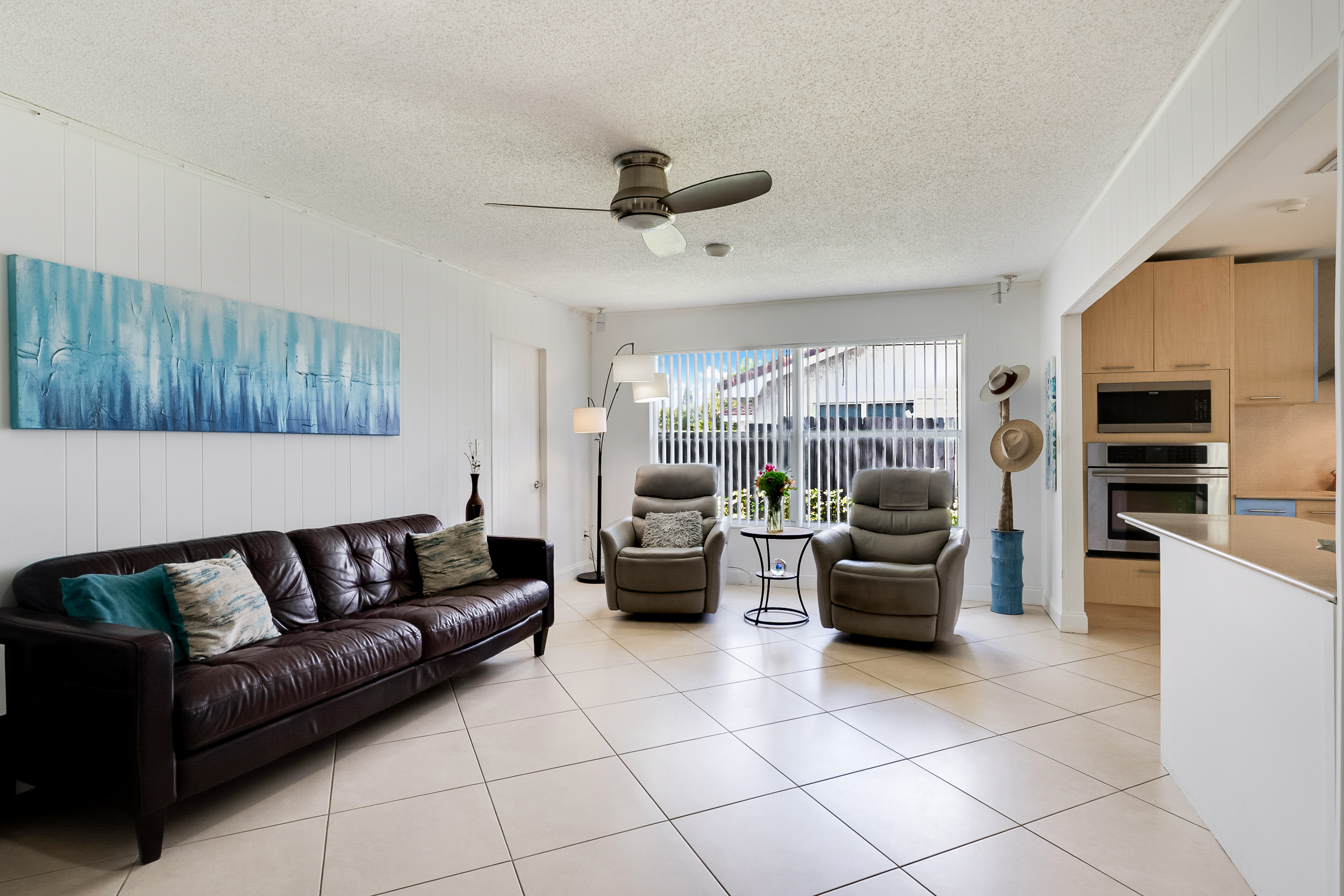 1925 NE 214th Terrace Miami FL 33179