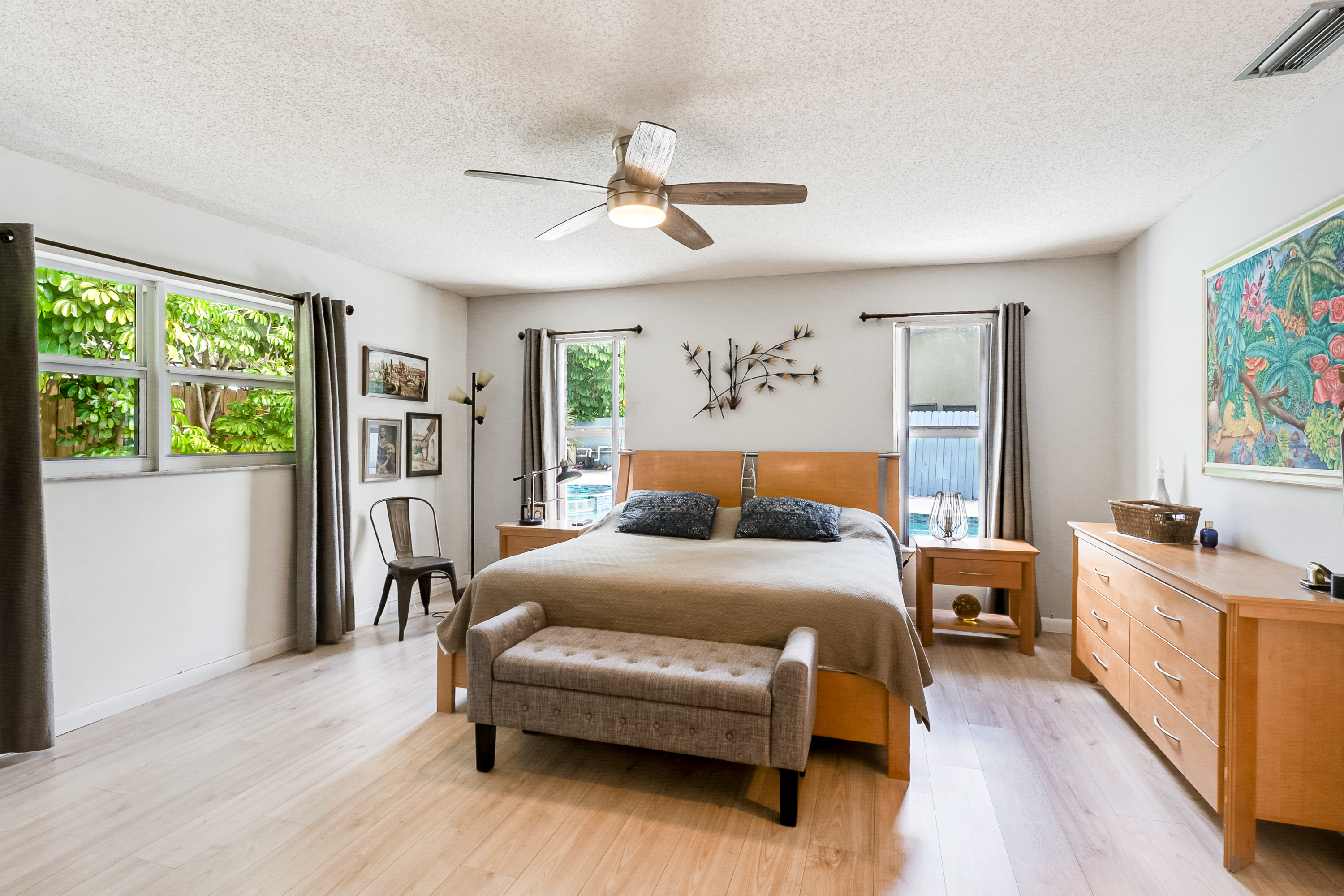 1925 NE 214th Terrace Miami FL 33179