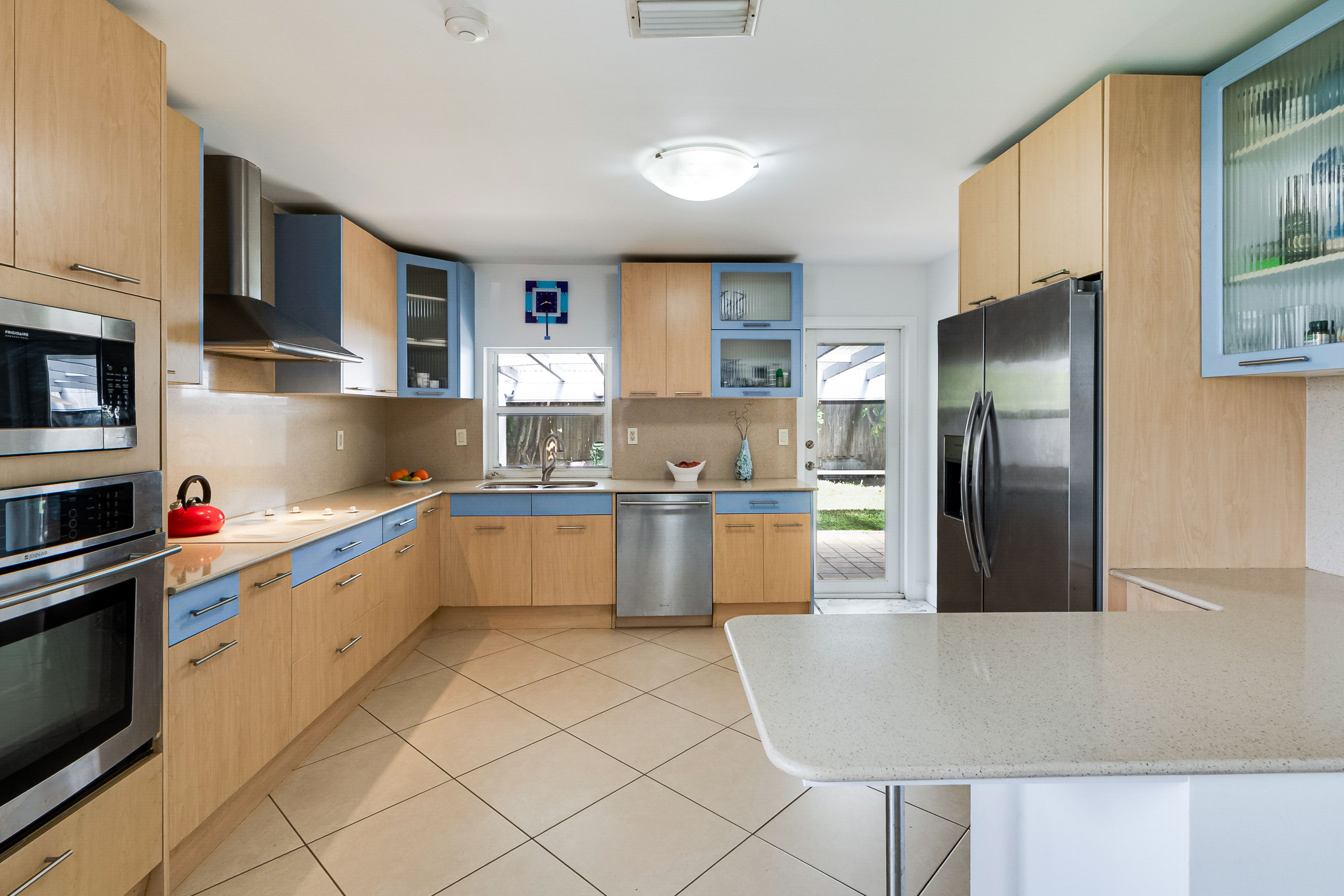 1925 NE 214th Terrace Miami FL 33179