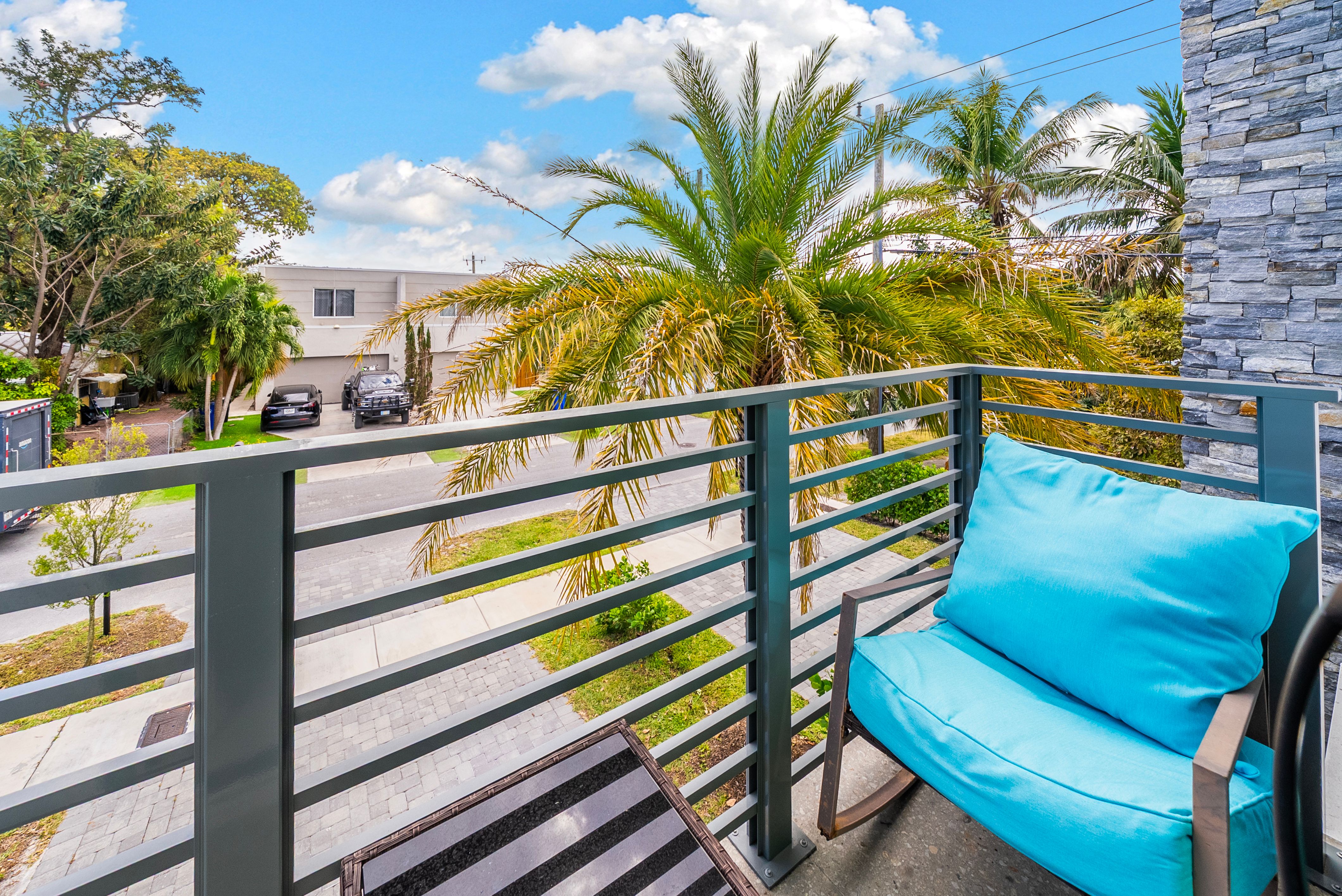 325 SW 16th Street Fort Lauderdale FL 33315