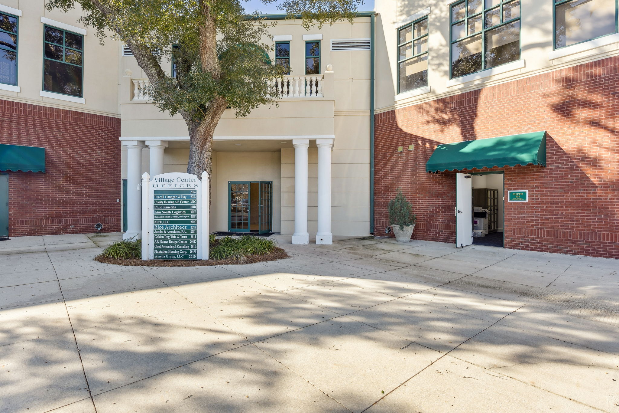 961687 Gateway Blvd E101 & F101 Boulevard Fernandina Beach FL 32034