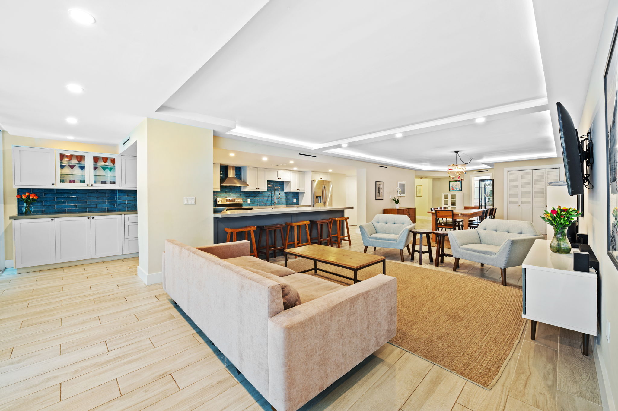 600 Grapetree Drive Key Biscayne FL 33149