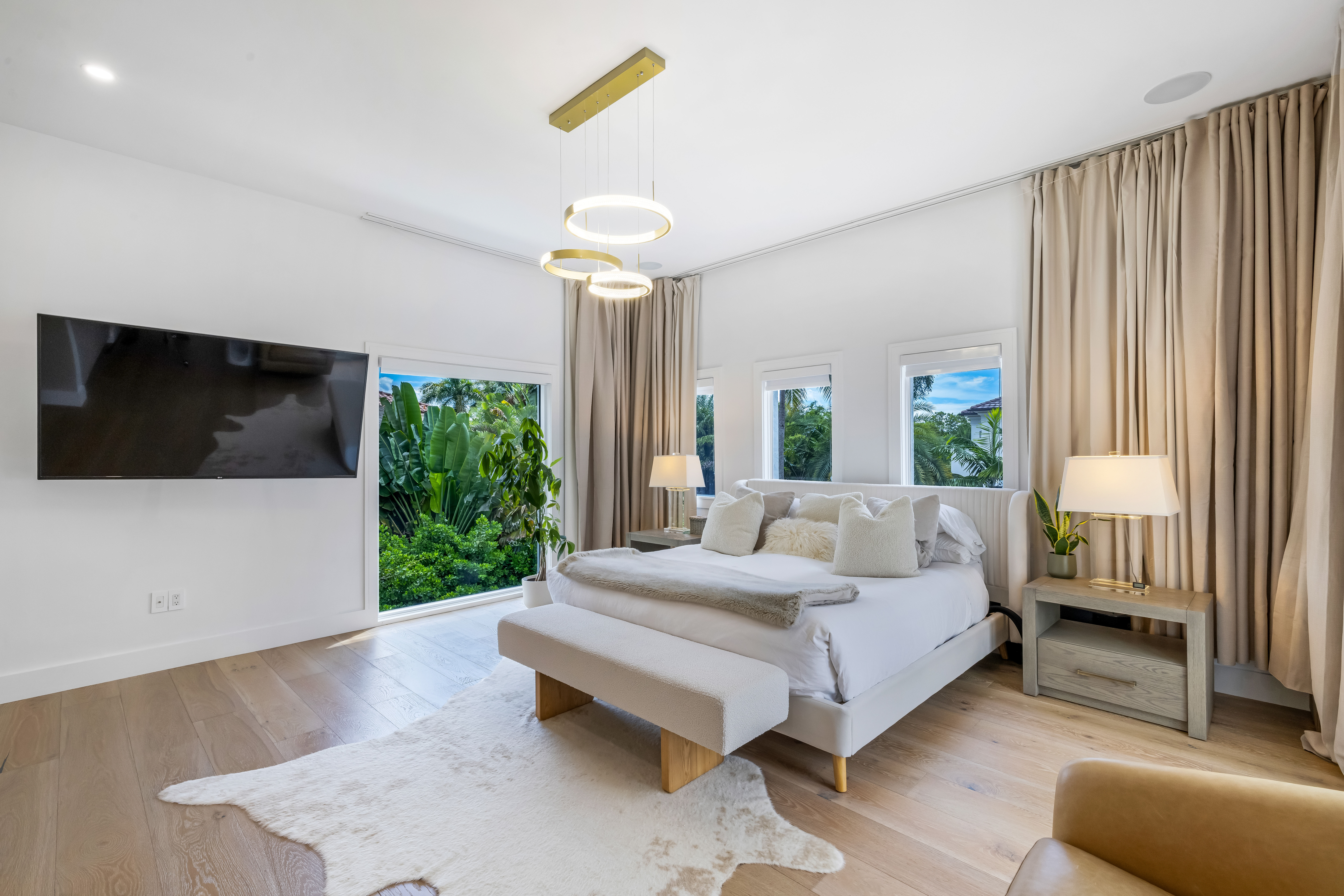 279 Galeon Court Coral Gables FL 33143