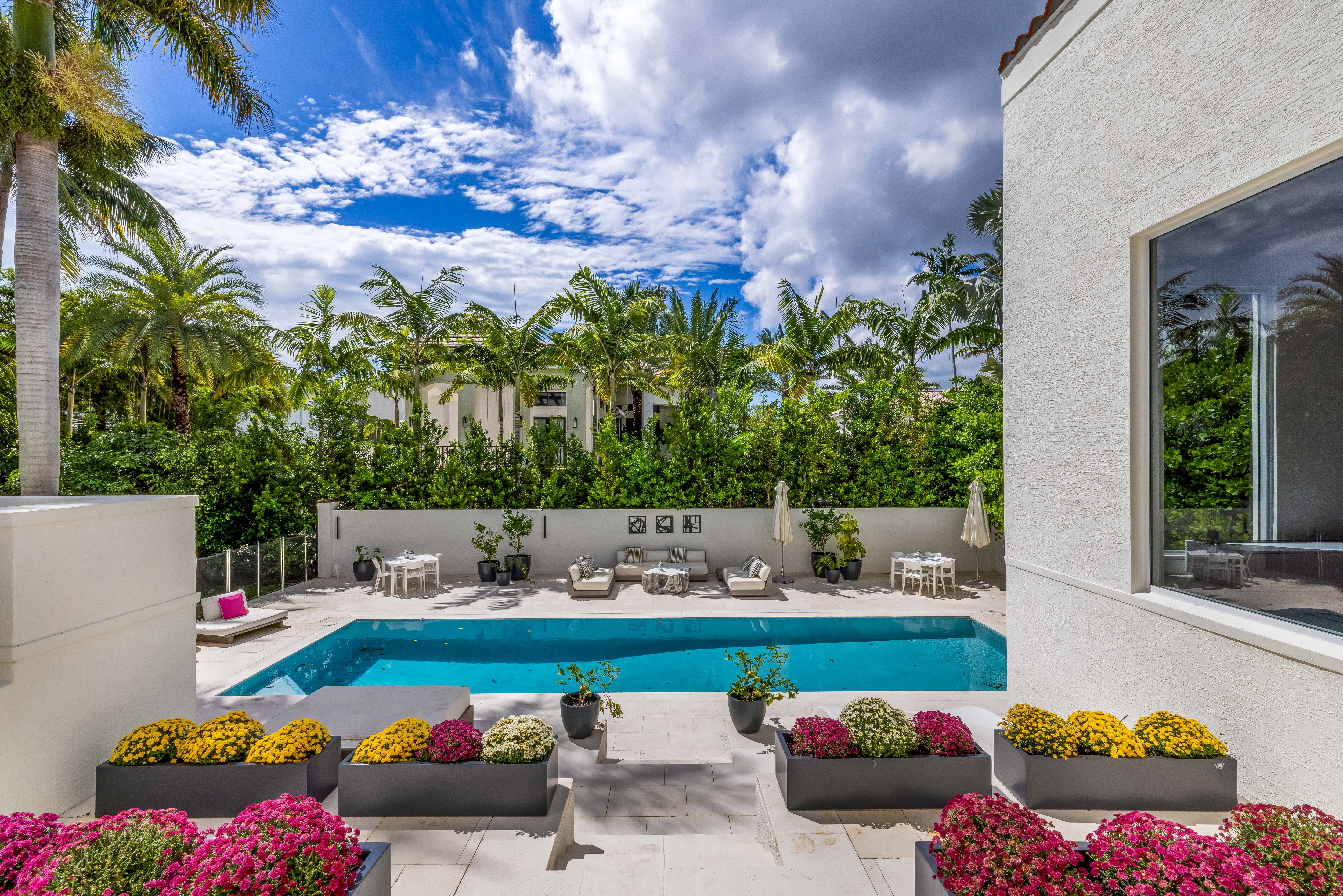 279 Galeon Court Coral Gables FL 33143