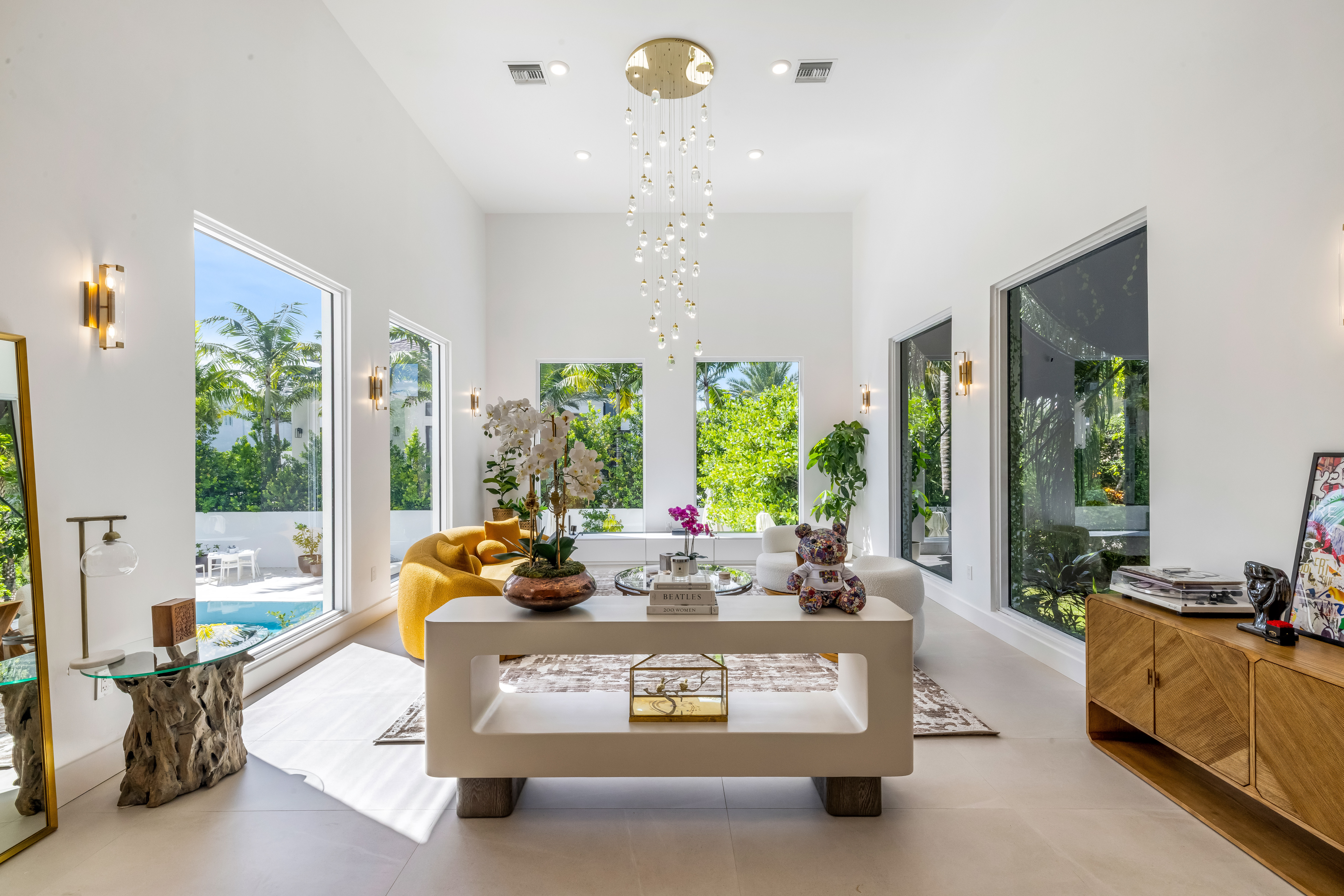 279 Galeon Court Coral Gables FL 33143