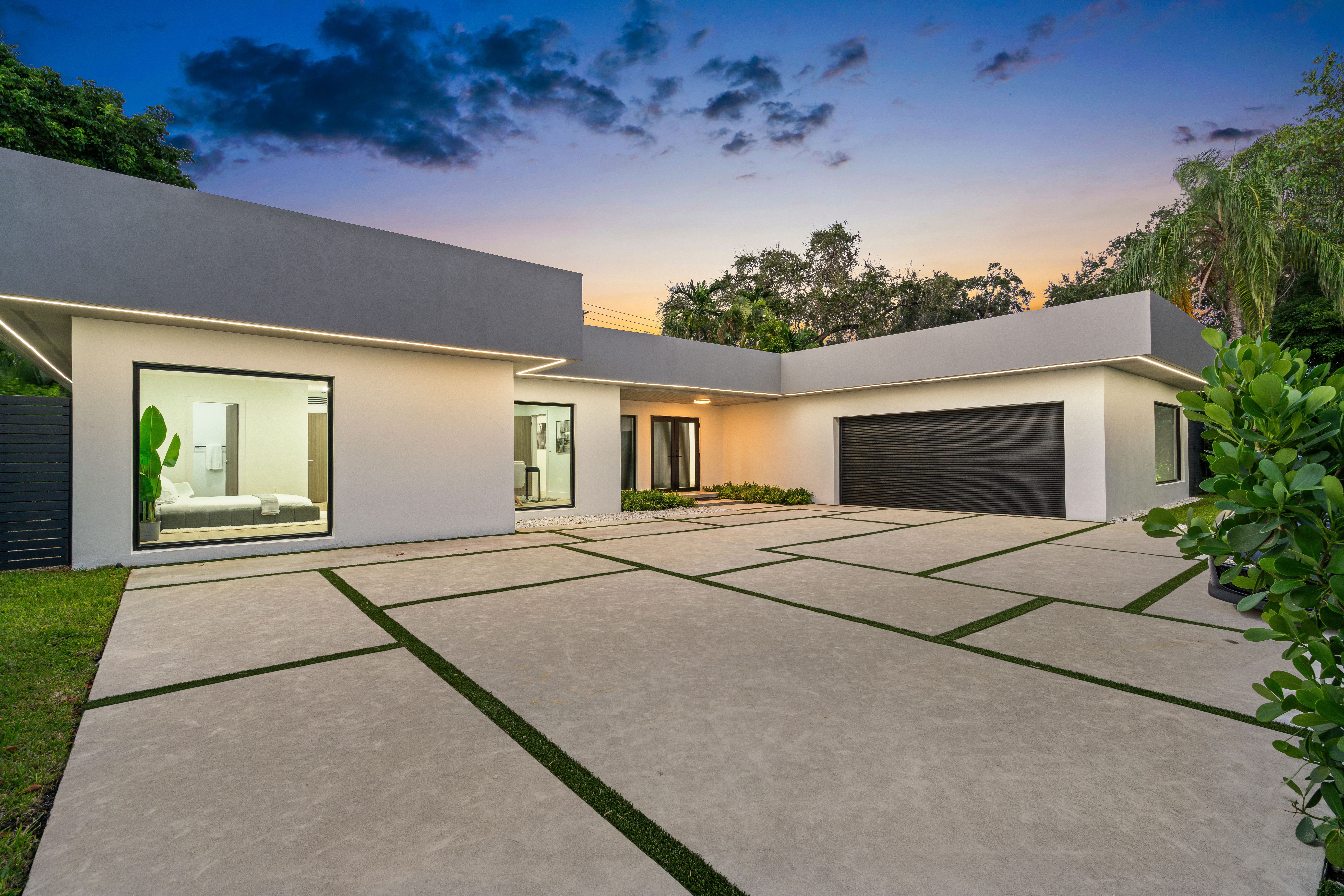 85 W Shore Drive W Miami FL 33133
