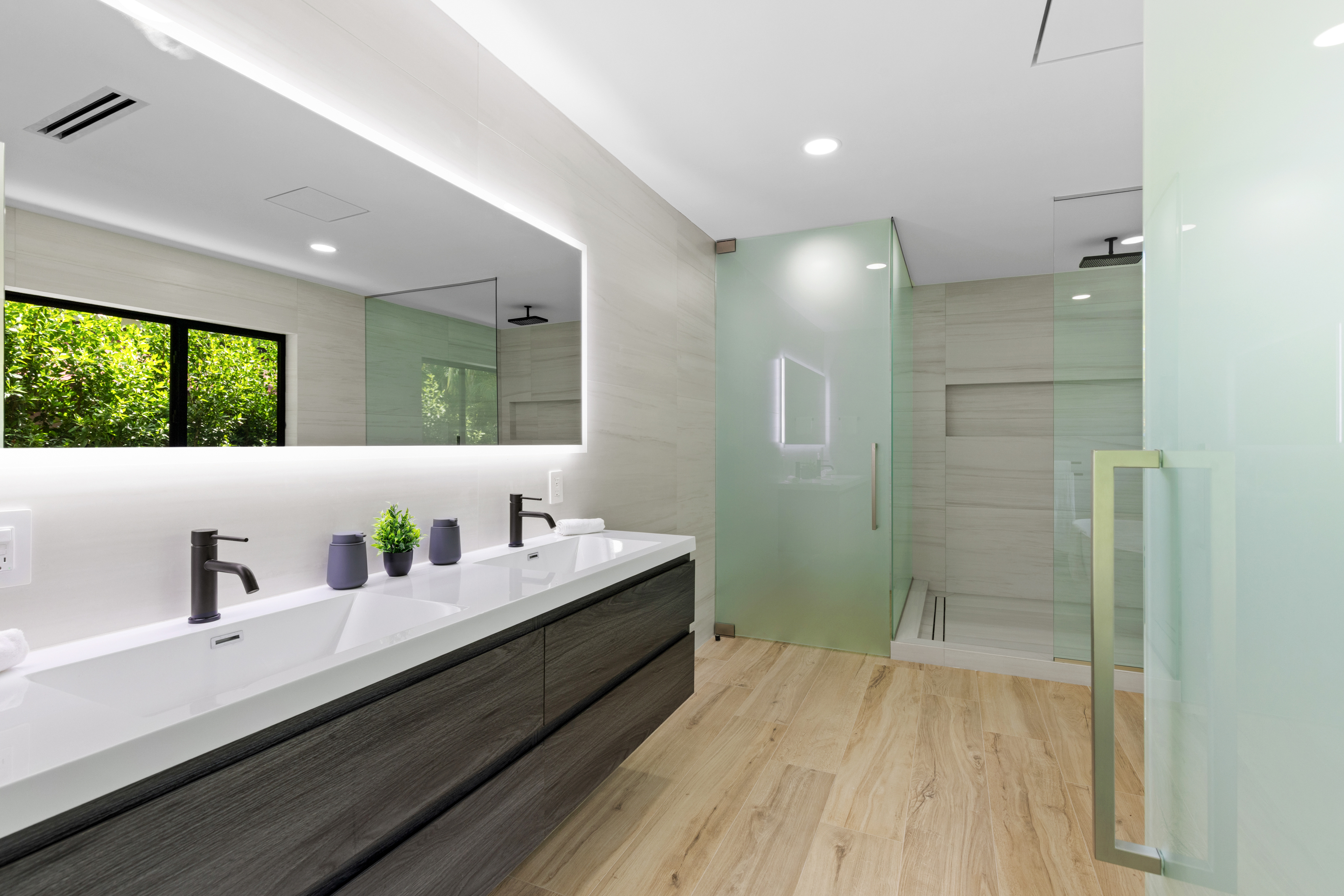 85 W Shore Drive W Miami FL 33133