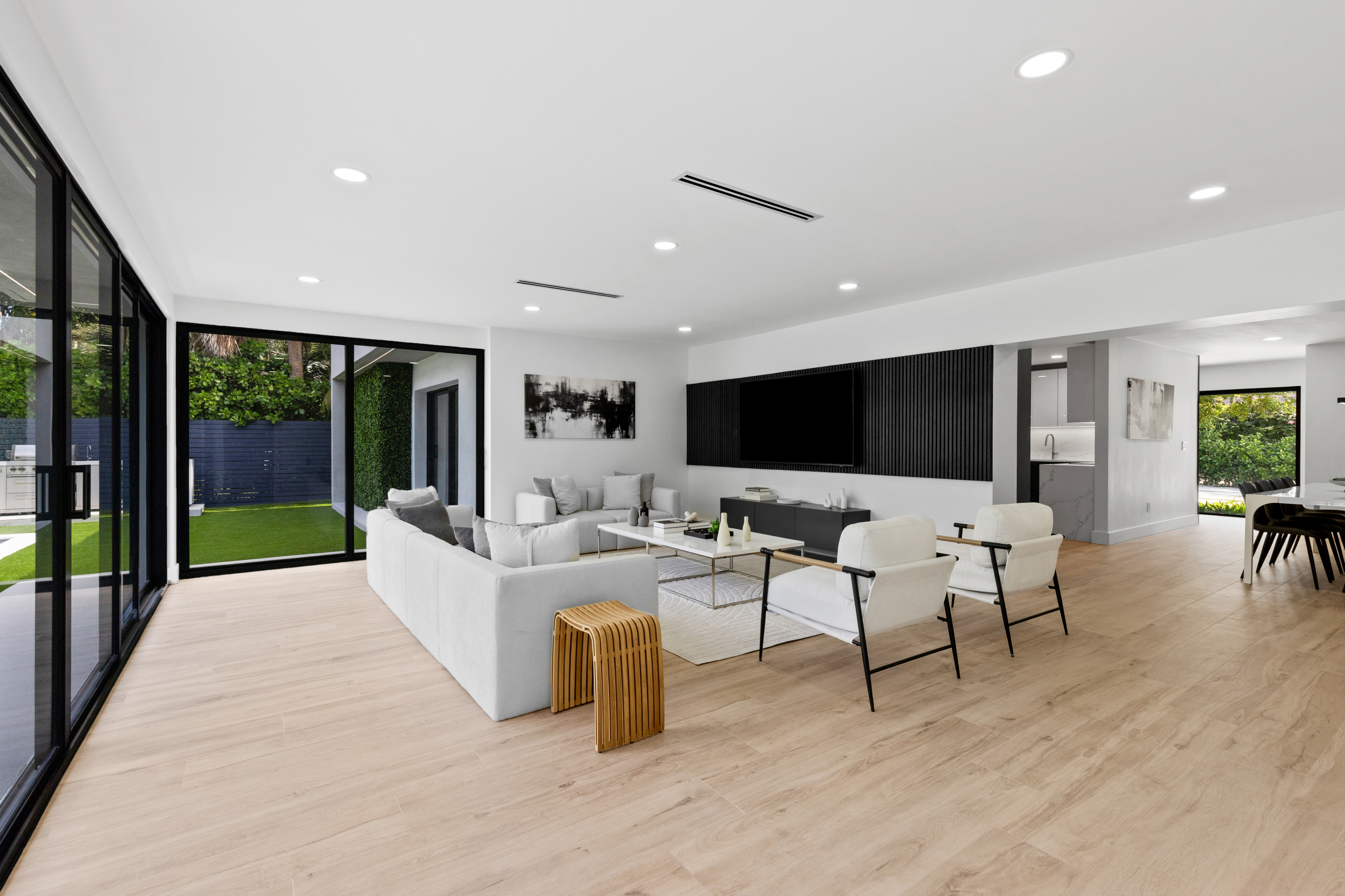 85 W Shore Drive W Miami FL 33133