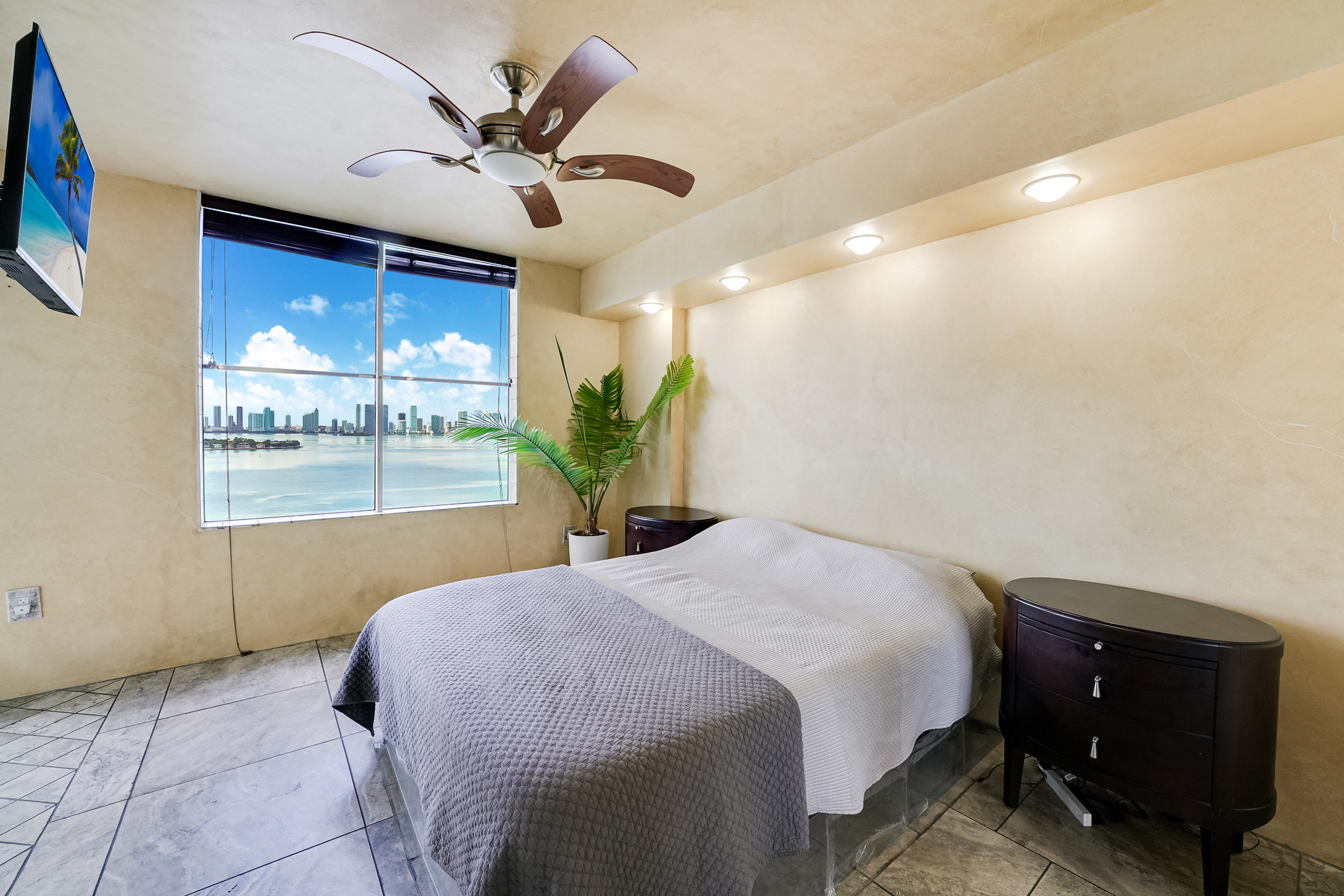 1900 Sunset Harbour Drive Miami Beach FL 33139