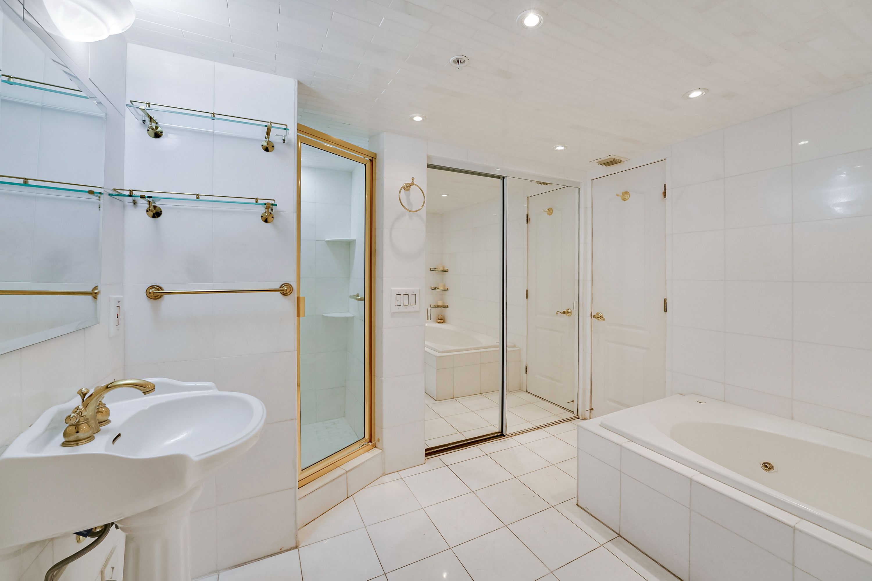 1900 Sunset Harbour Drive Miami Beach FL 33139