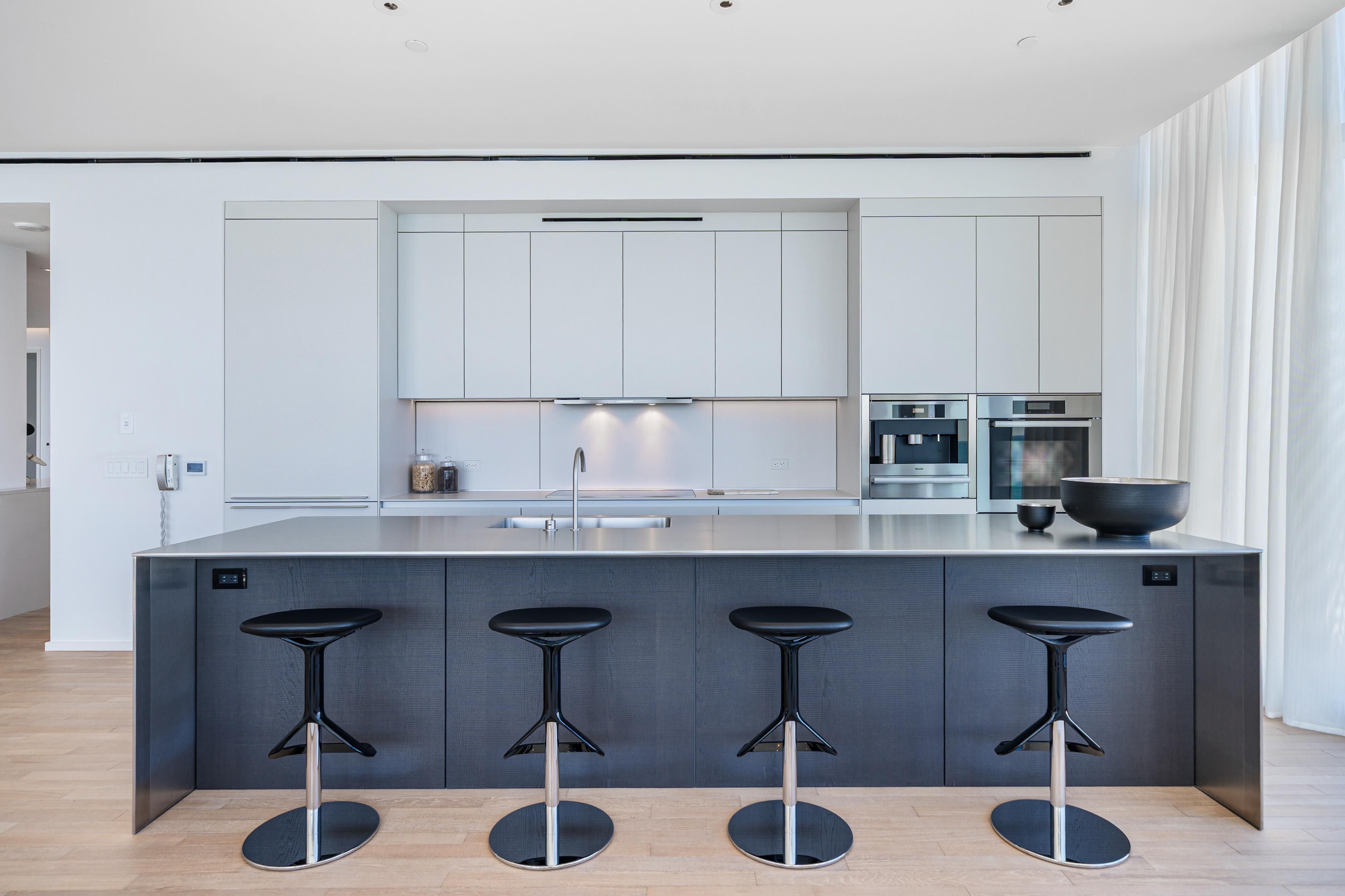 2901 Collins Avenue Miami Beach FL 33140