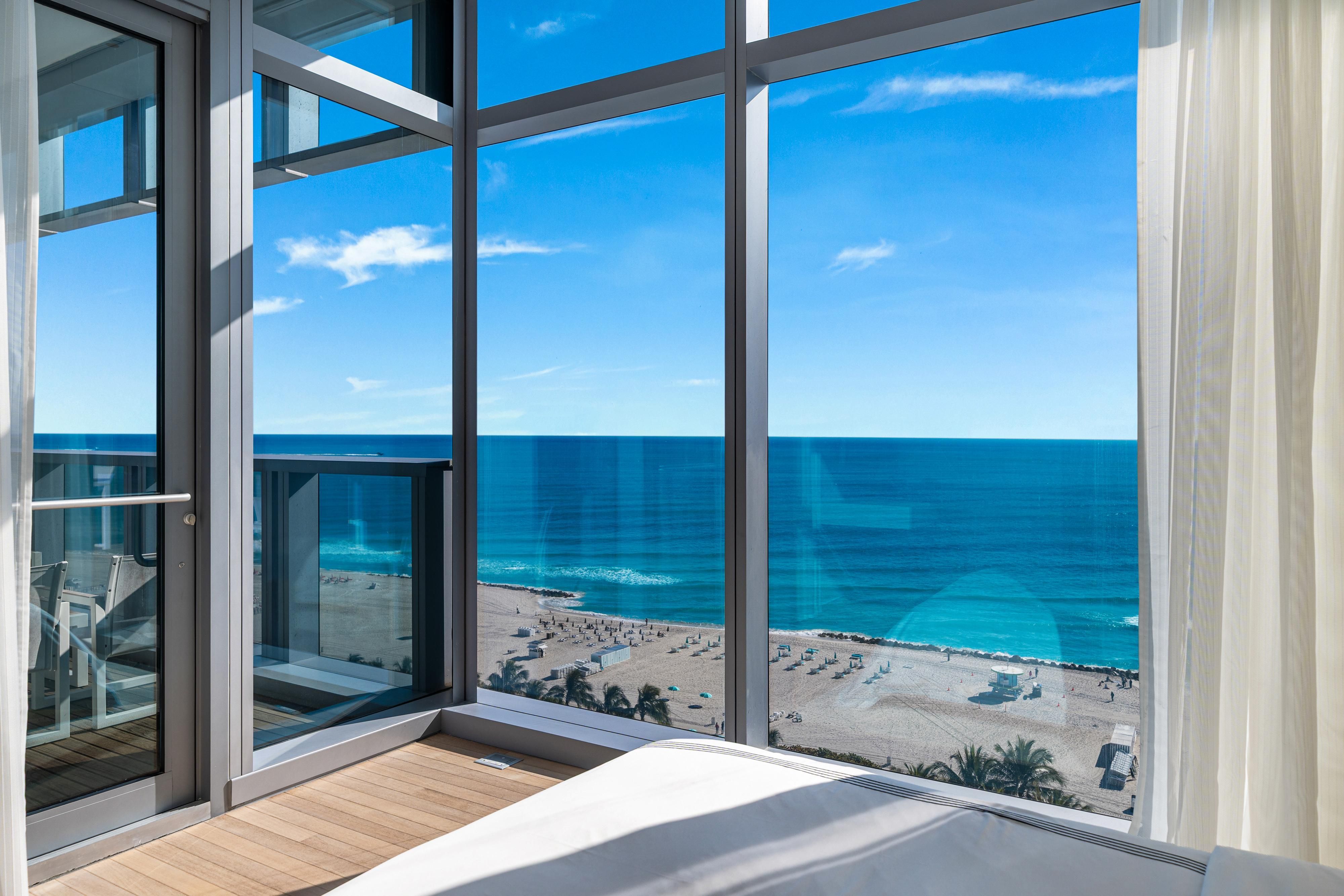 2901 Collins Avenue Miami Beach FL 33140