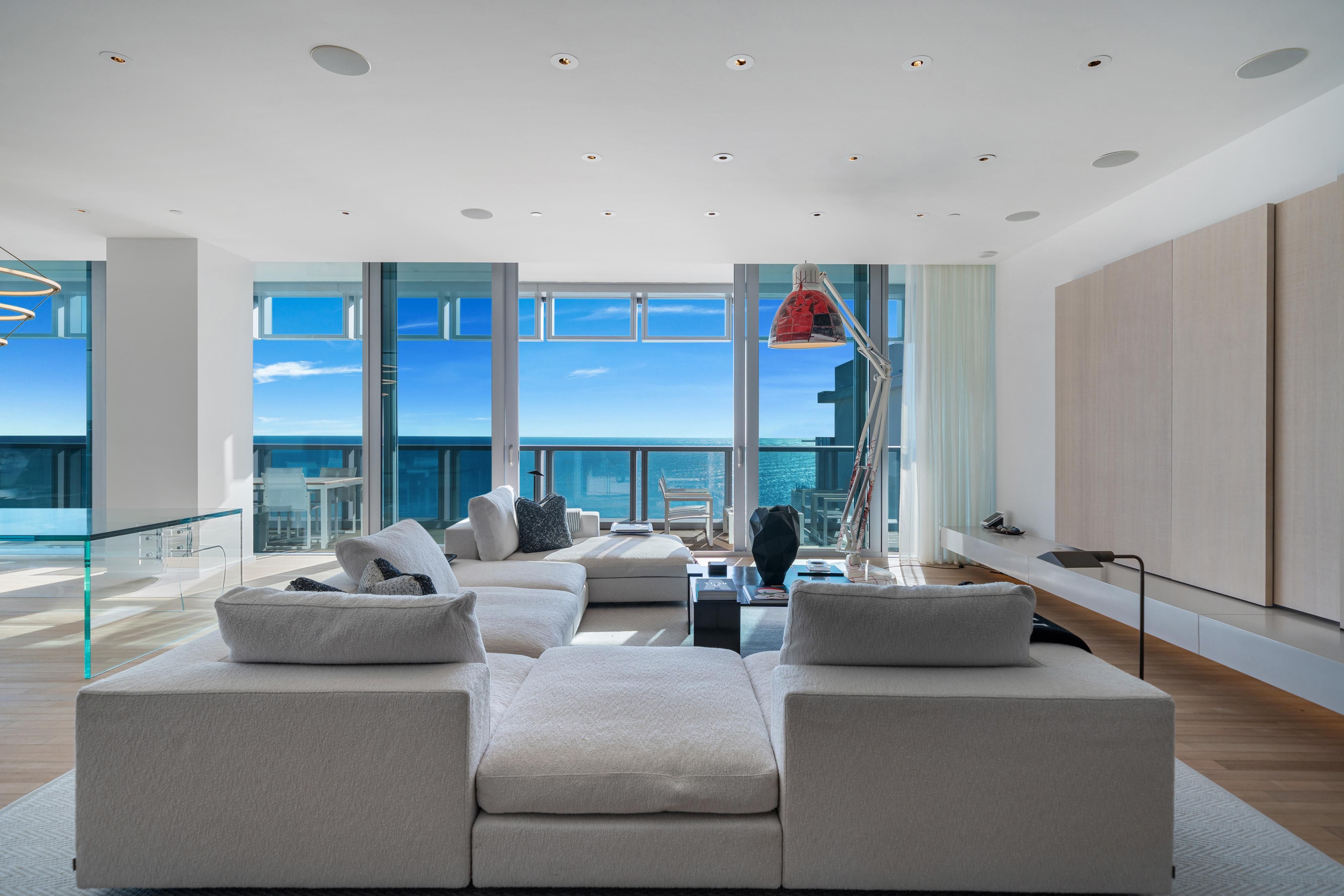 2901 Collins Avenue Miami Beach FL 33140