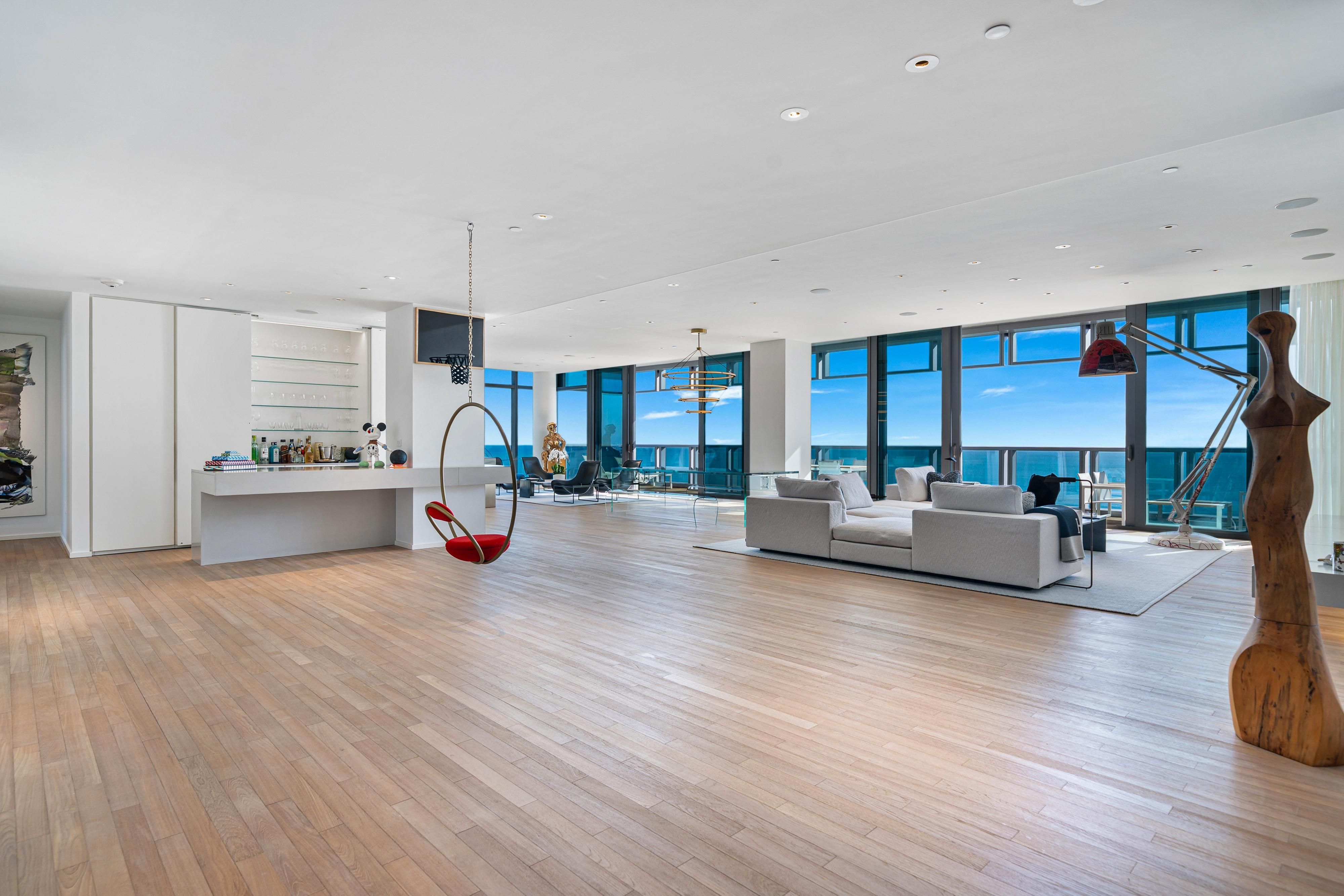 2901 Collins Avenue Miami Beach FL 33140