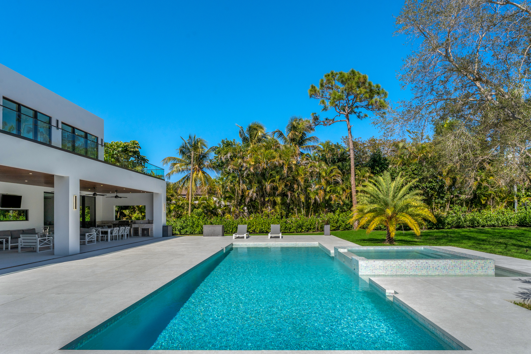 9525 SW 95th Court Miami FL 33176
