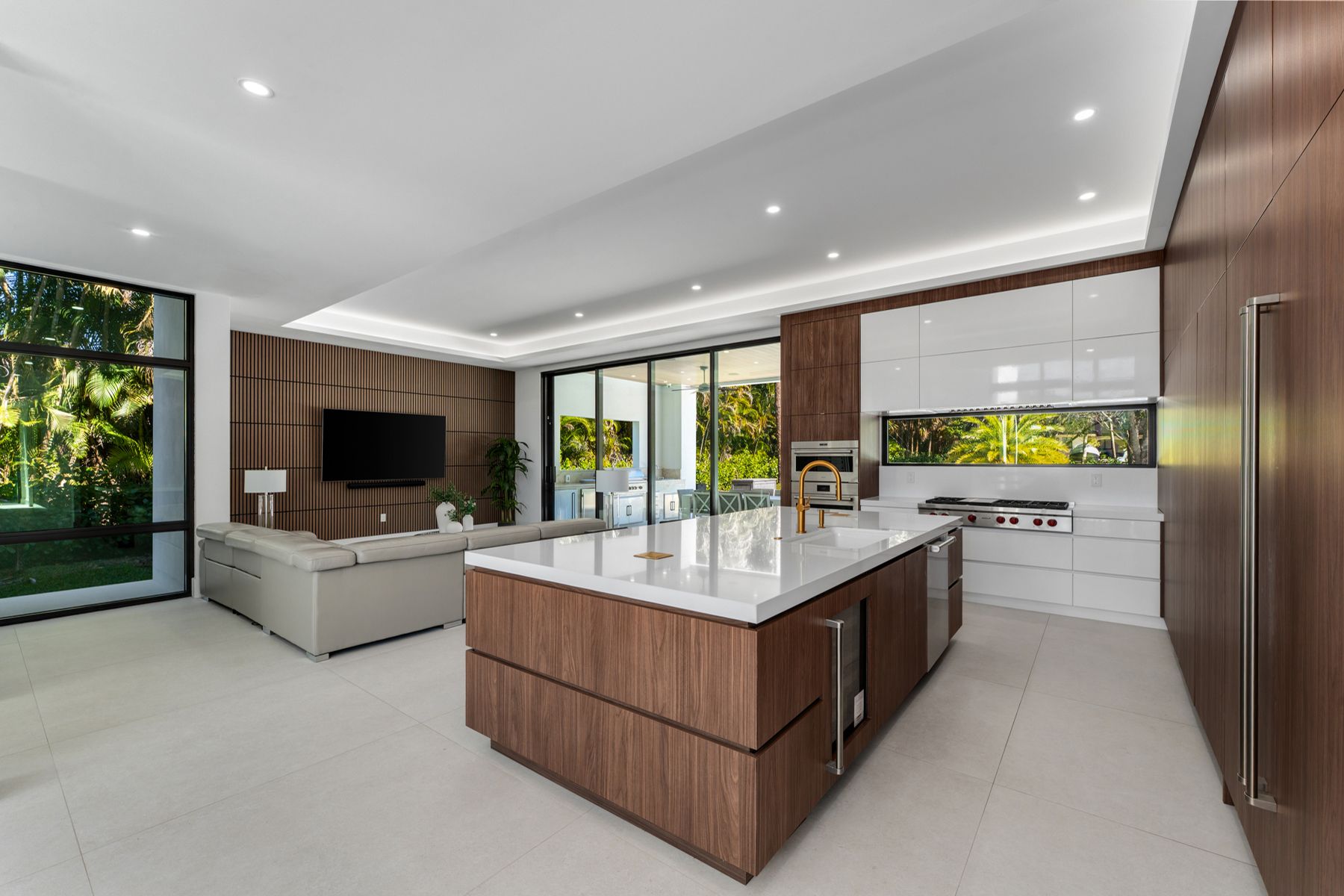 9525 SW 95th Court Miami FL 33176