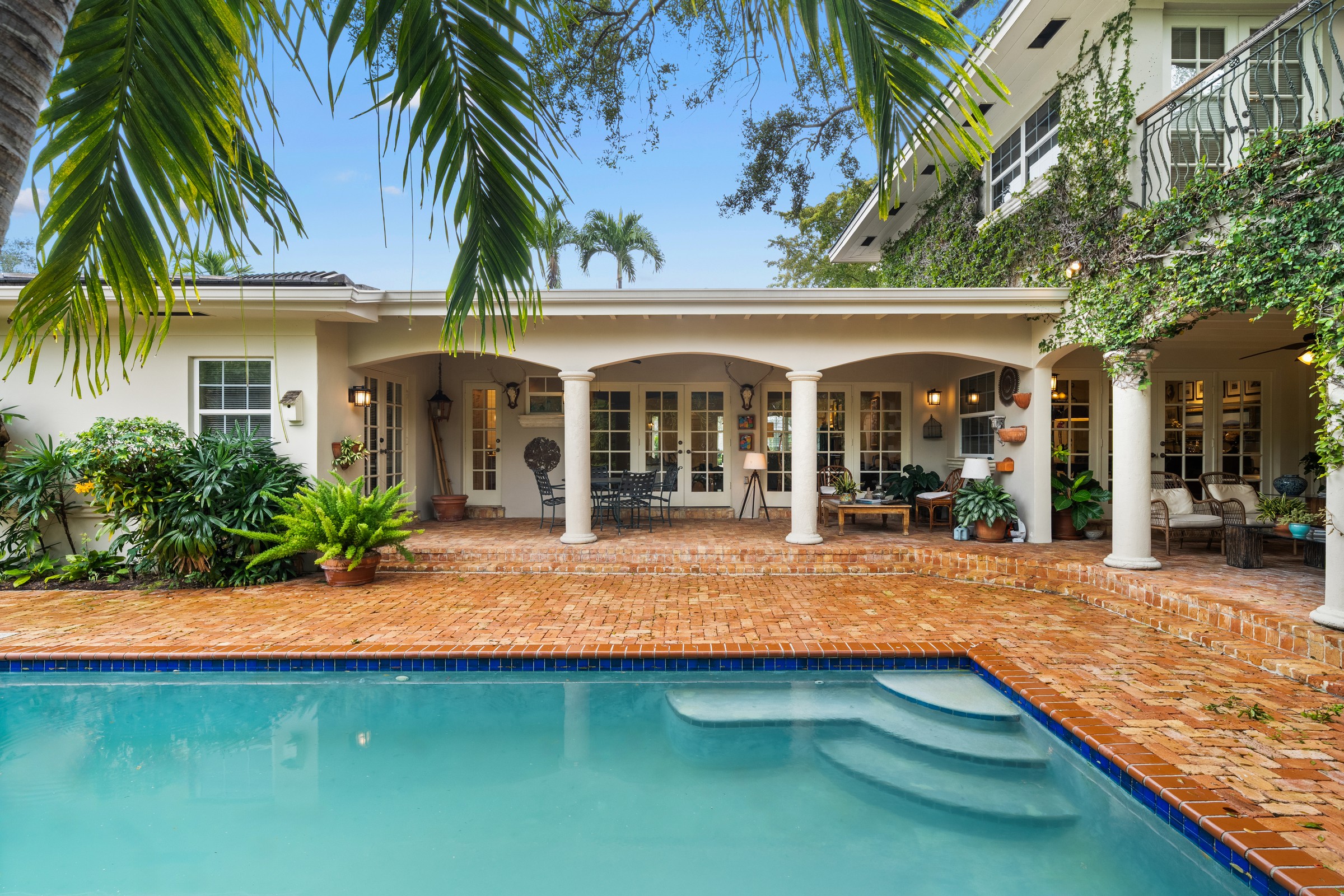 1255 Algardi Avenue Coral Gables FL 33146