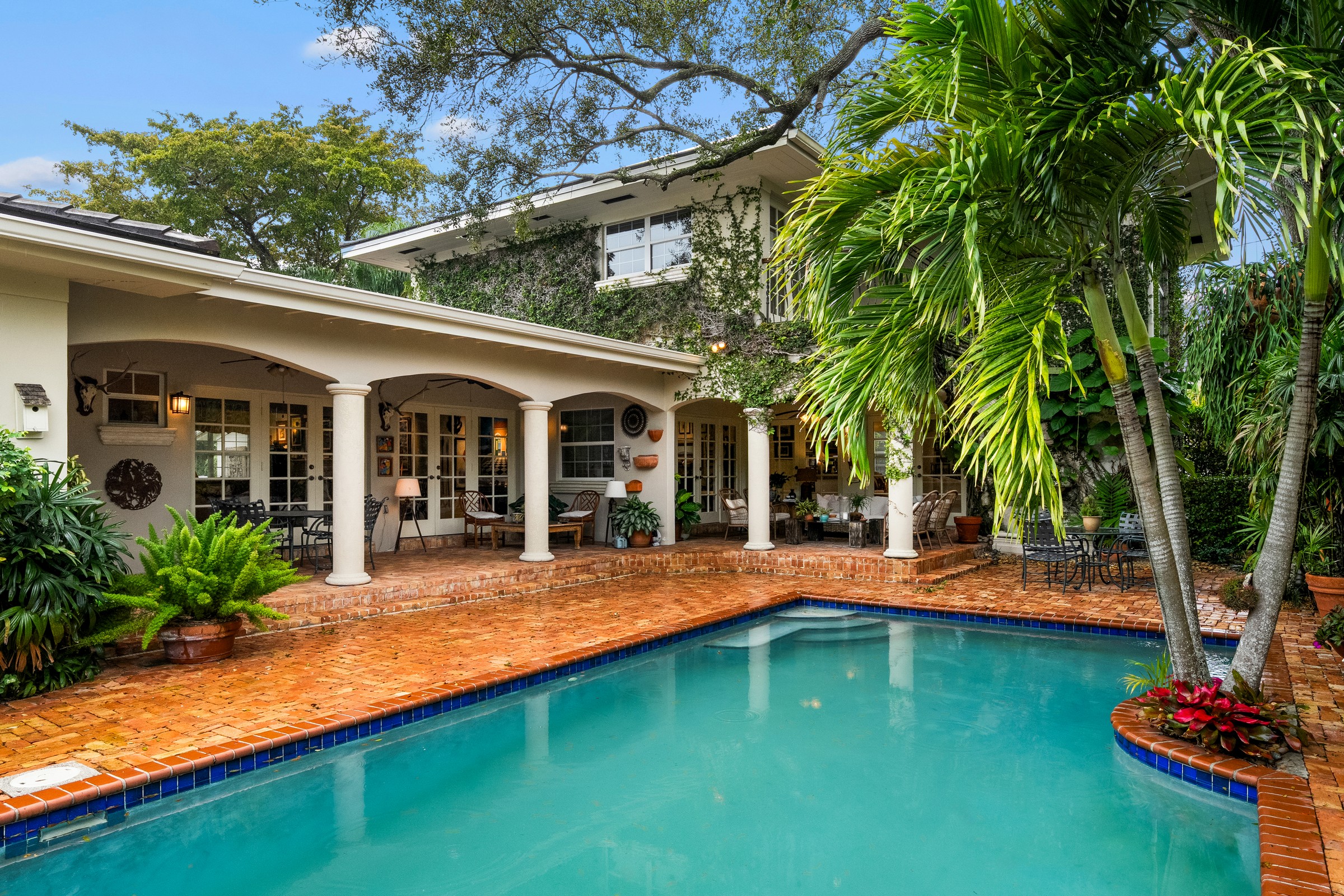 1255 Algardi Avenue Coral Gables FL 33146