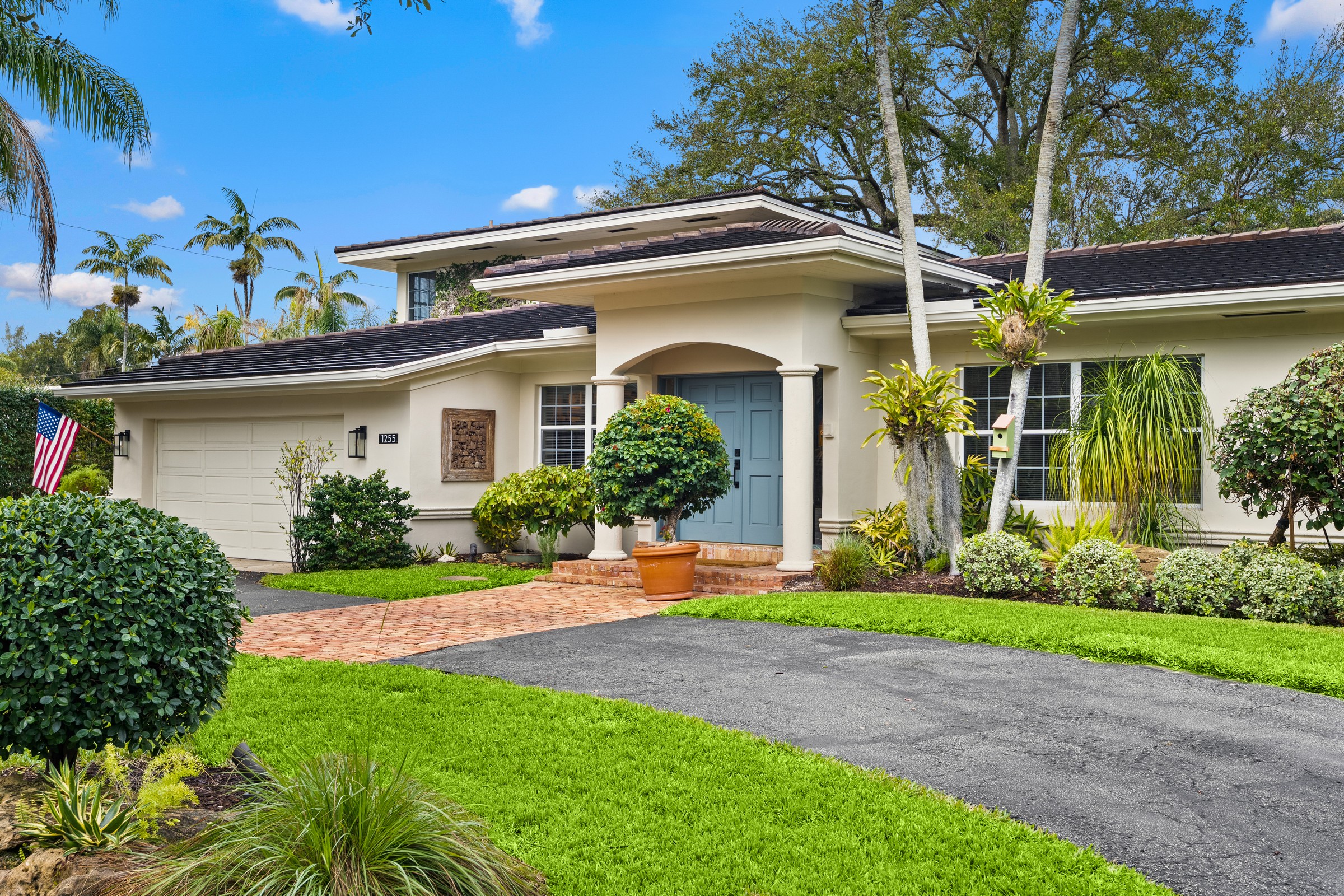 1255 Algardi Avenue Coral Gables FL 33146
