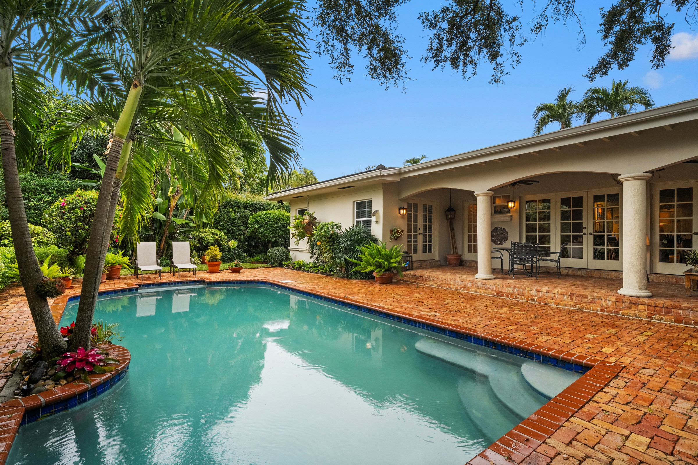 1255 Algardi Avenue Coral Gables FL 33146