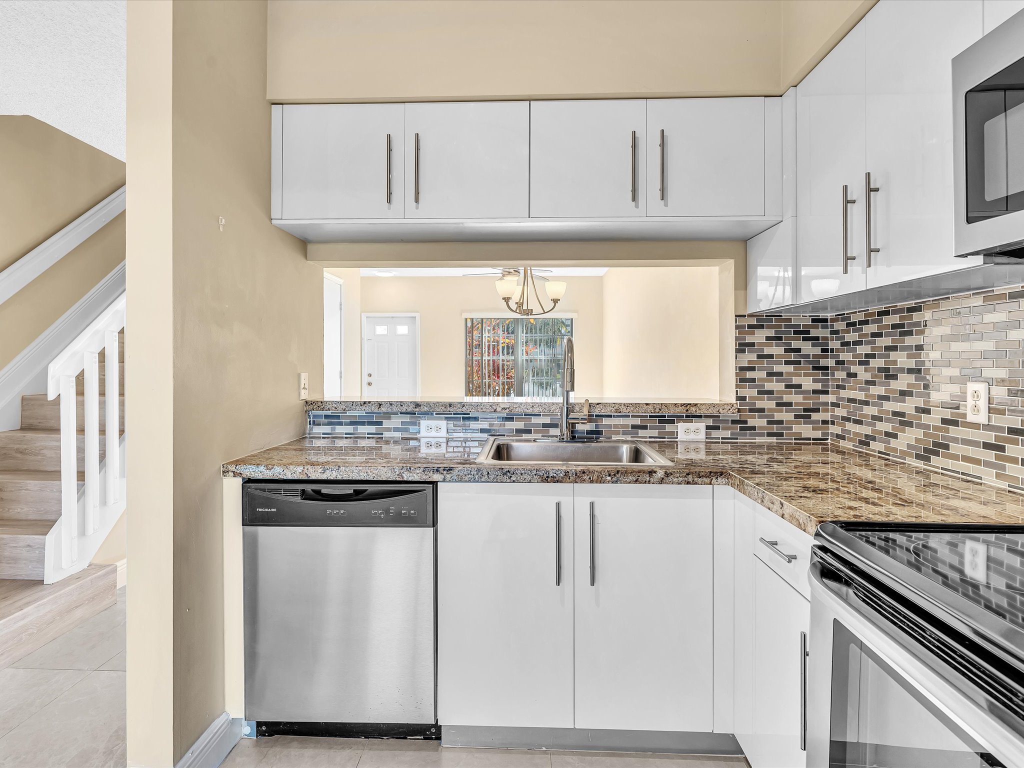 60 Key West Court Weston FL 33326