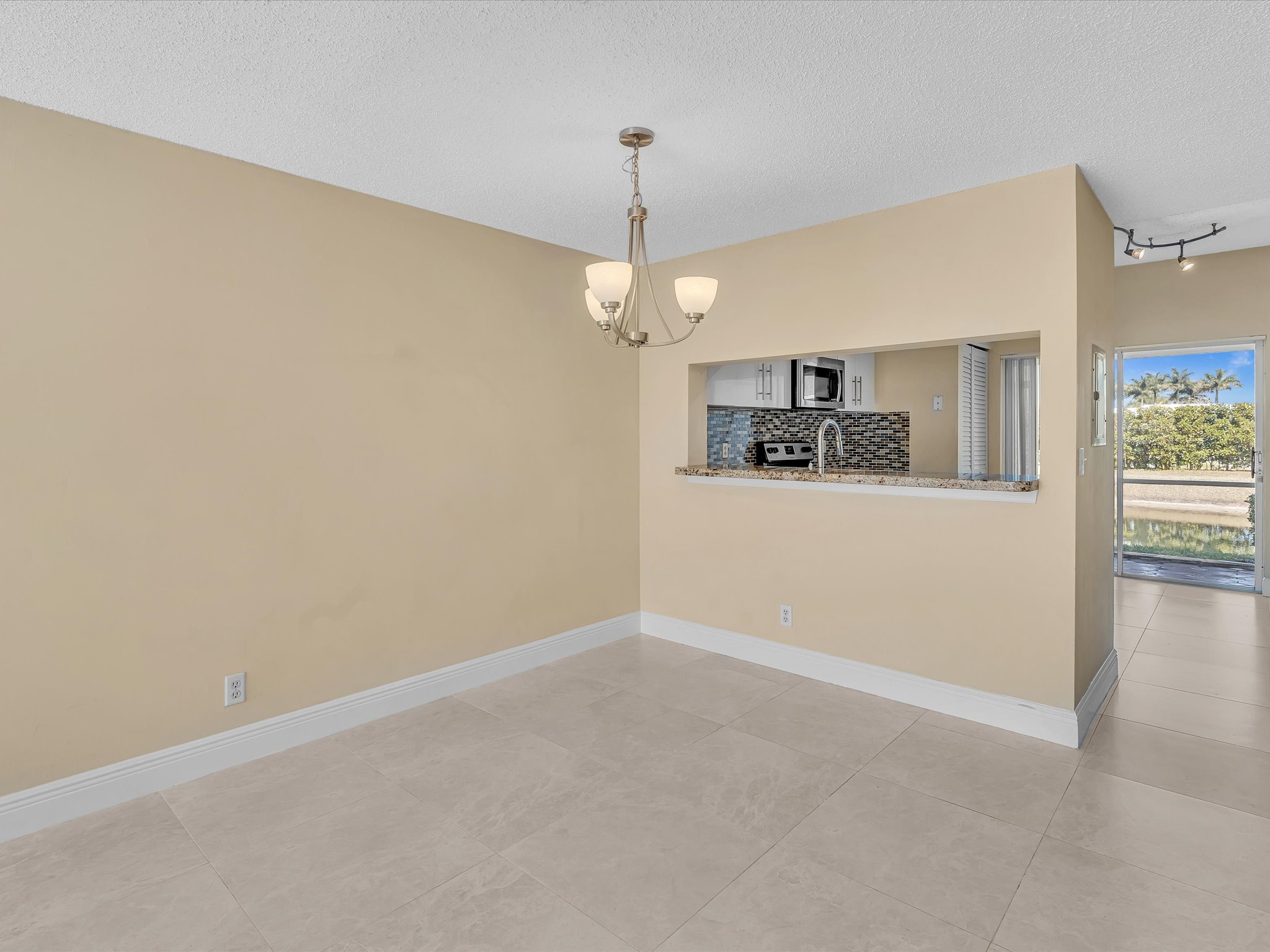 60 Key West Court Weston FL 33326