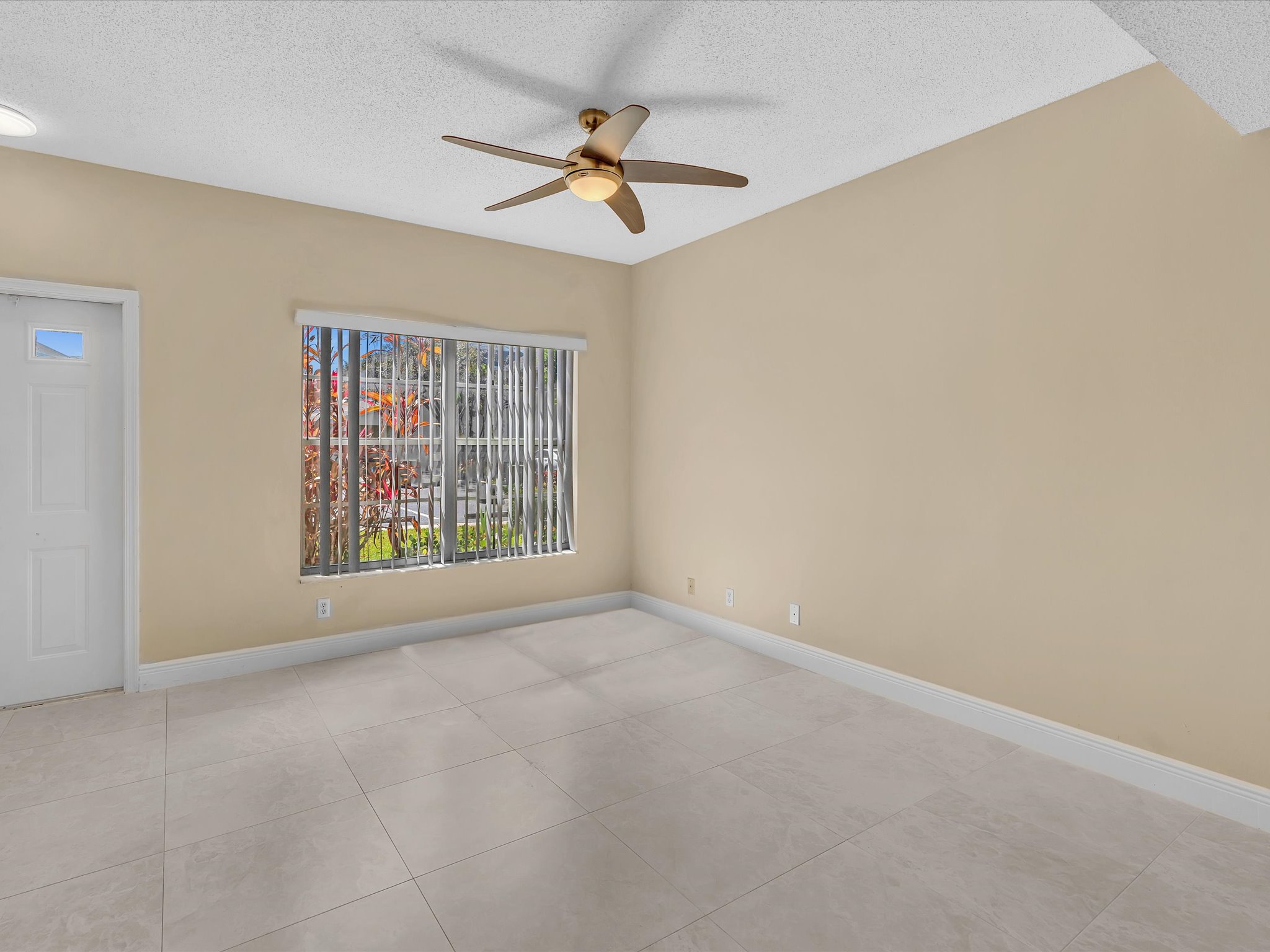 60 Key West Court Weston FL 33326