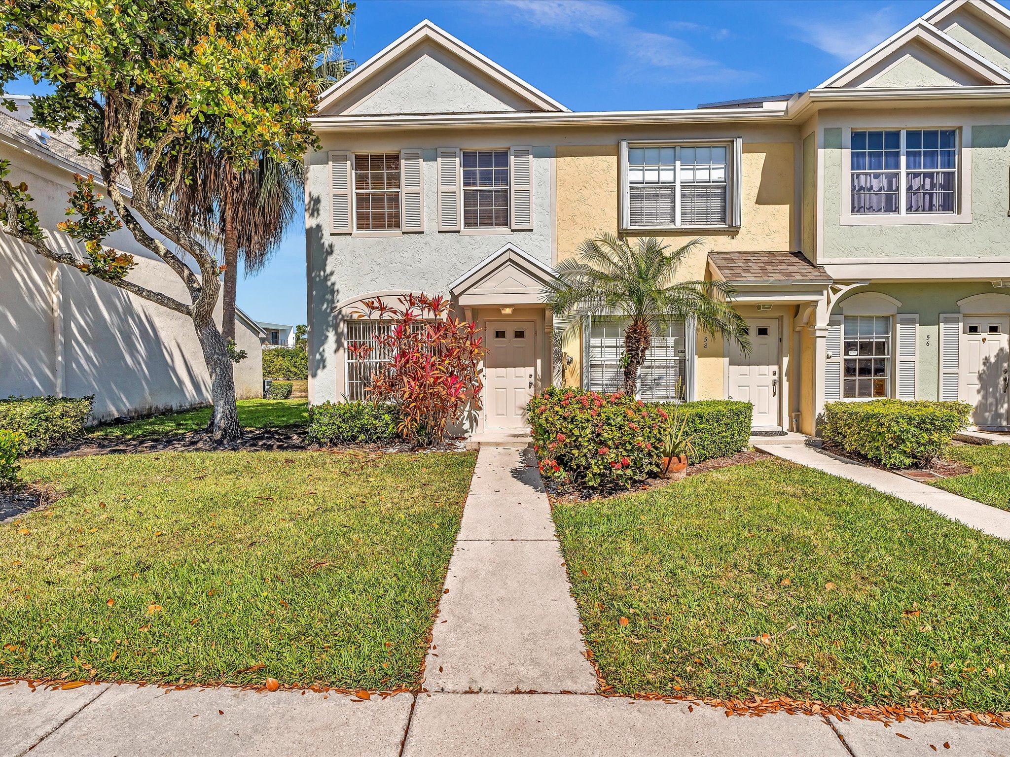 60 Key West Court Weston FL 33326