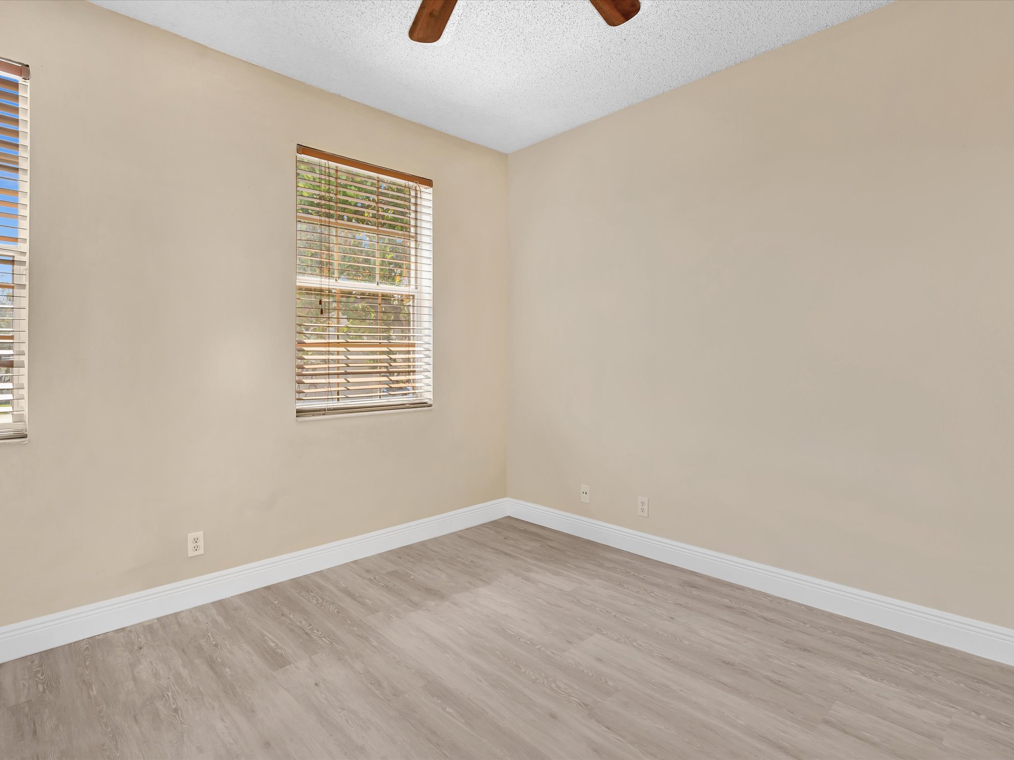 60 Key West Court Weston FL 33326
