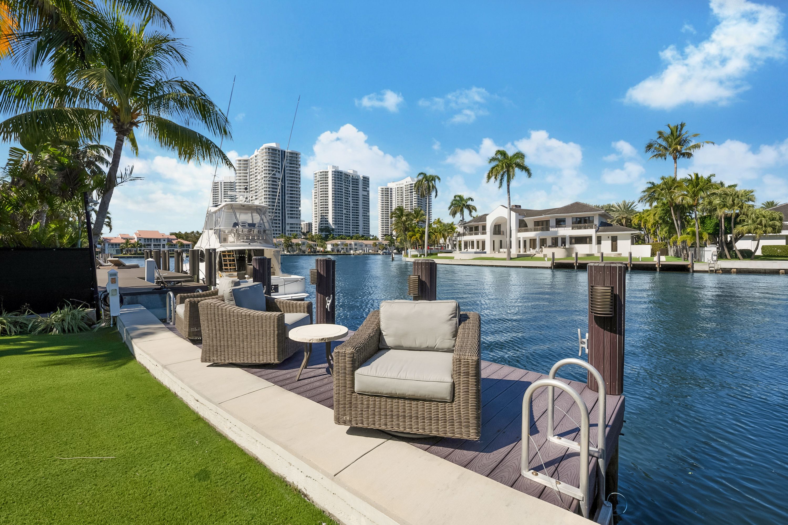 520 N Parkway Golden Beach FL 33160