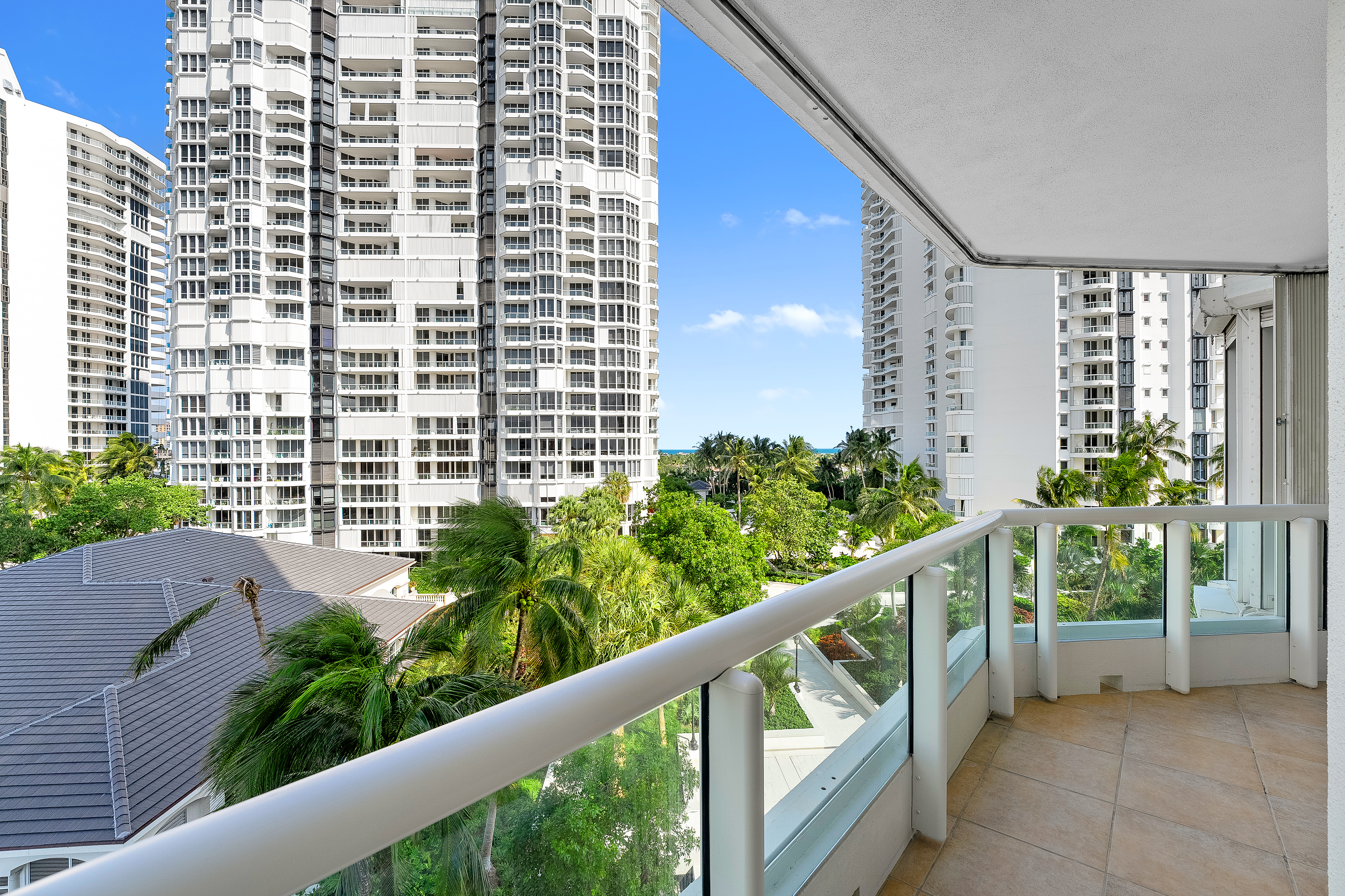 21055 Yacht Club Drive Aventura FL 33180
