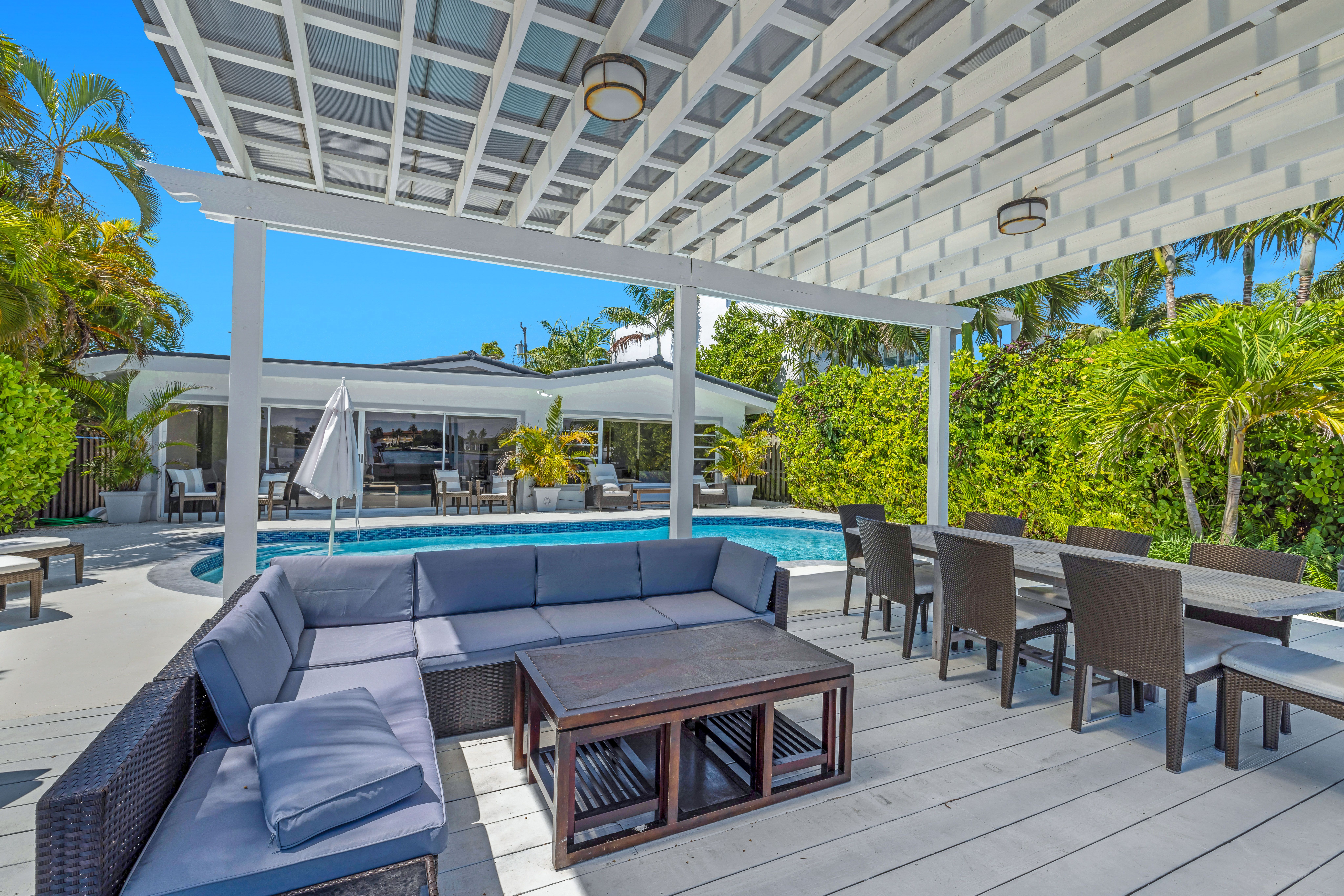 1405 Stillwater Drive Miami Beach FL 33141
