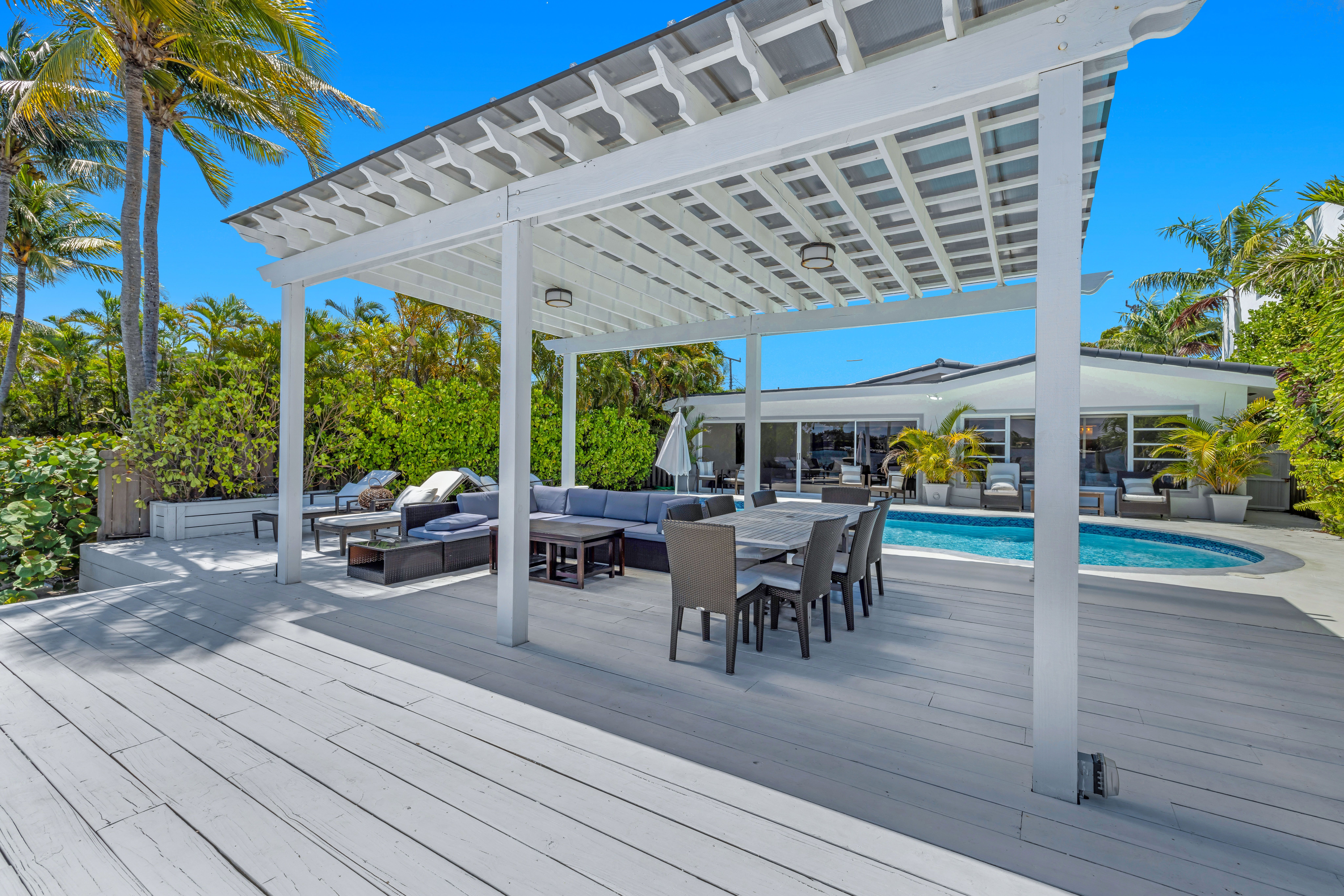 1405 Stillwater Drive Miami Beach FL 33141