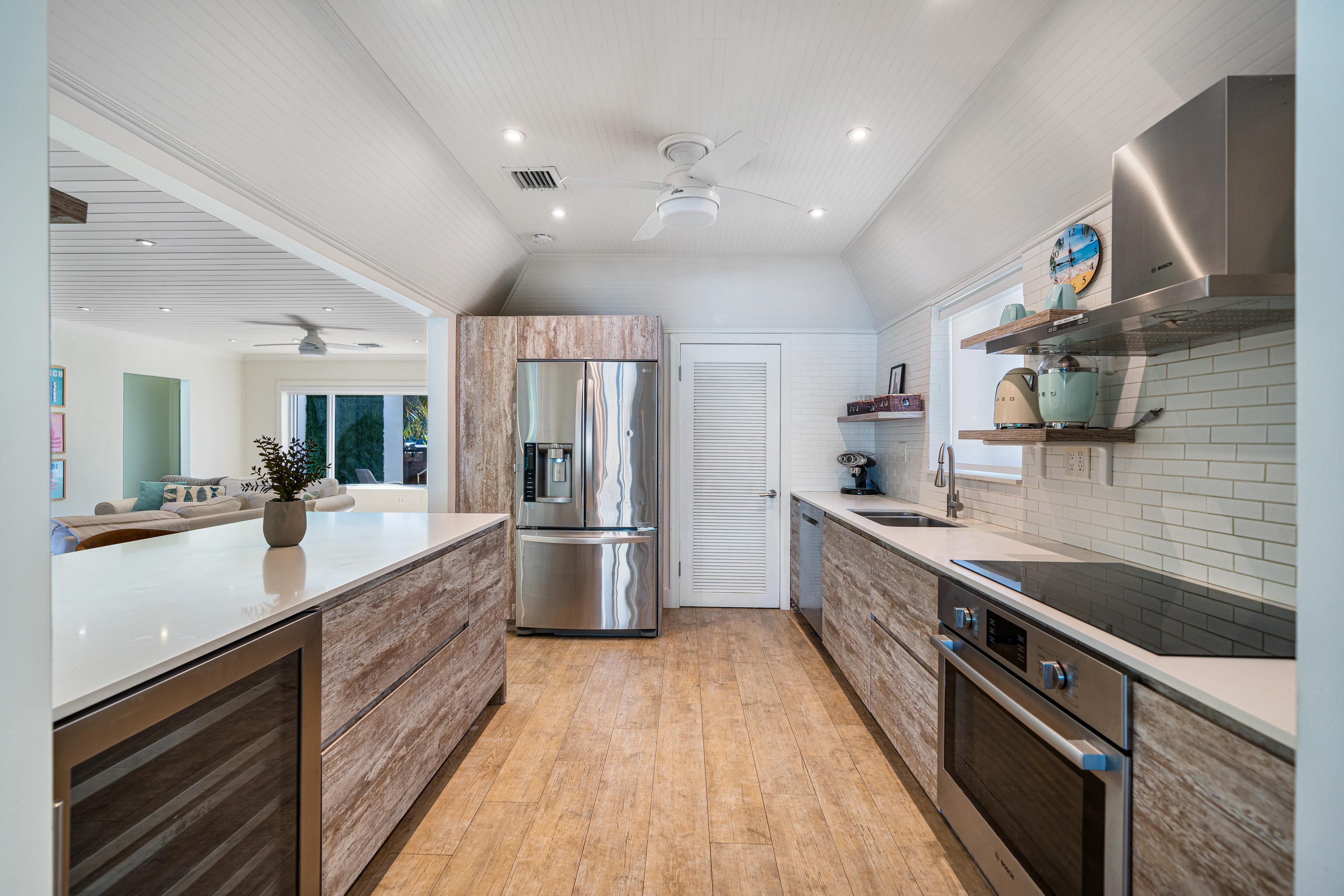 621 86th Street Miami Beach FL 33141