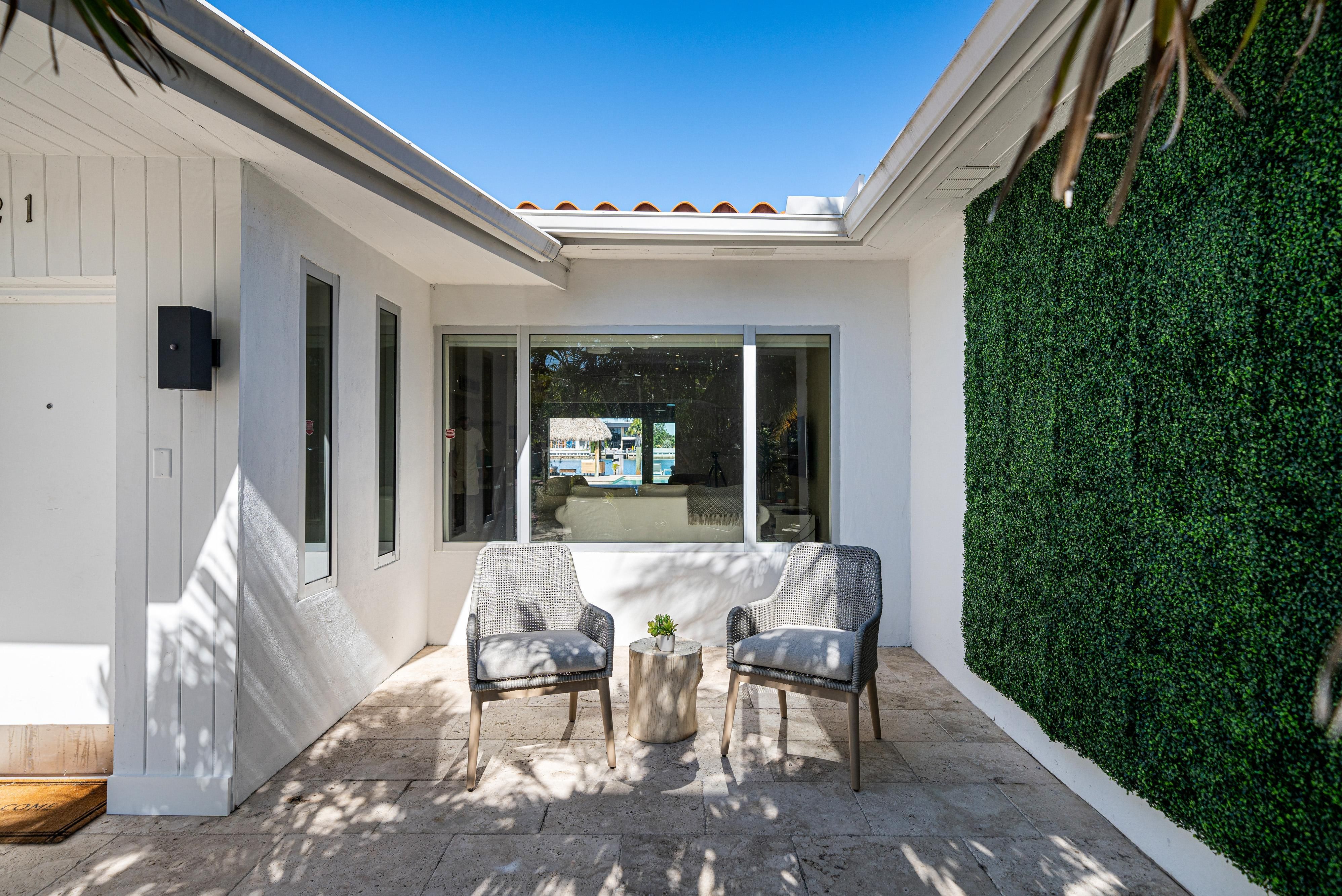 621 86th Street Miami Beach FL 33141