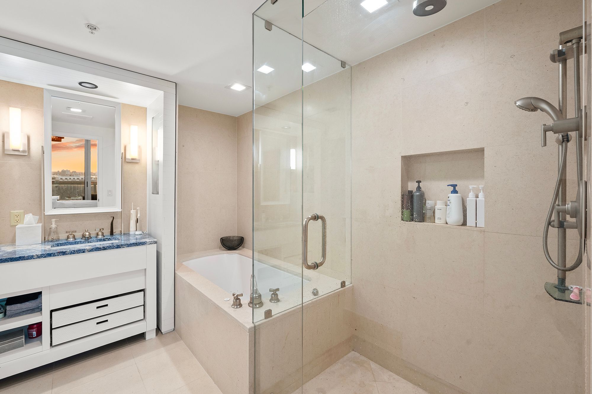 6899 Collins Avenue Miami Beach FL 33141