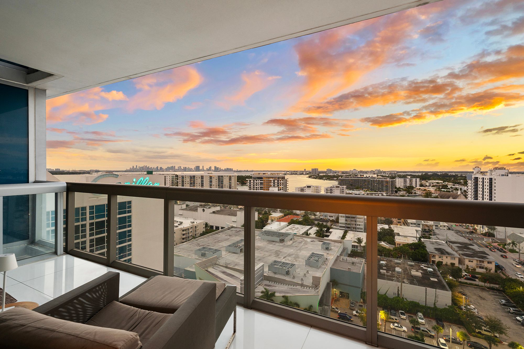 6899 Collins Avenue Miami Beach FL 33141
