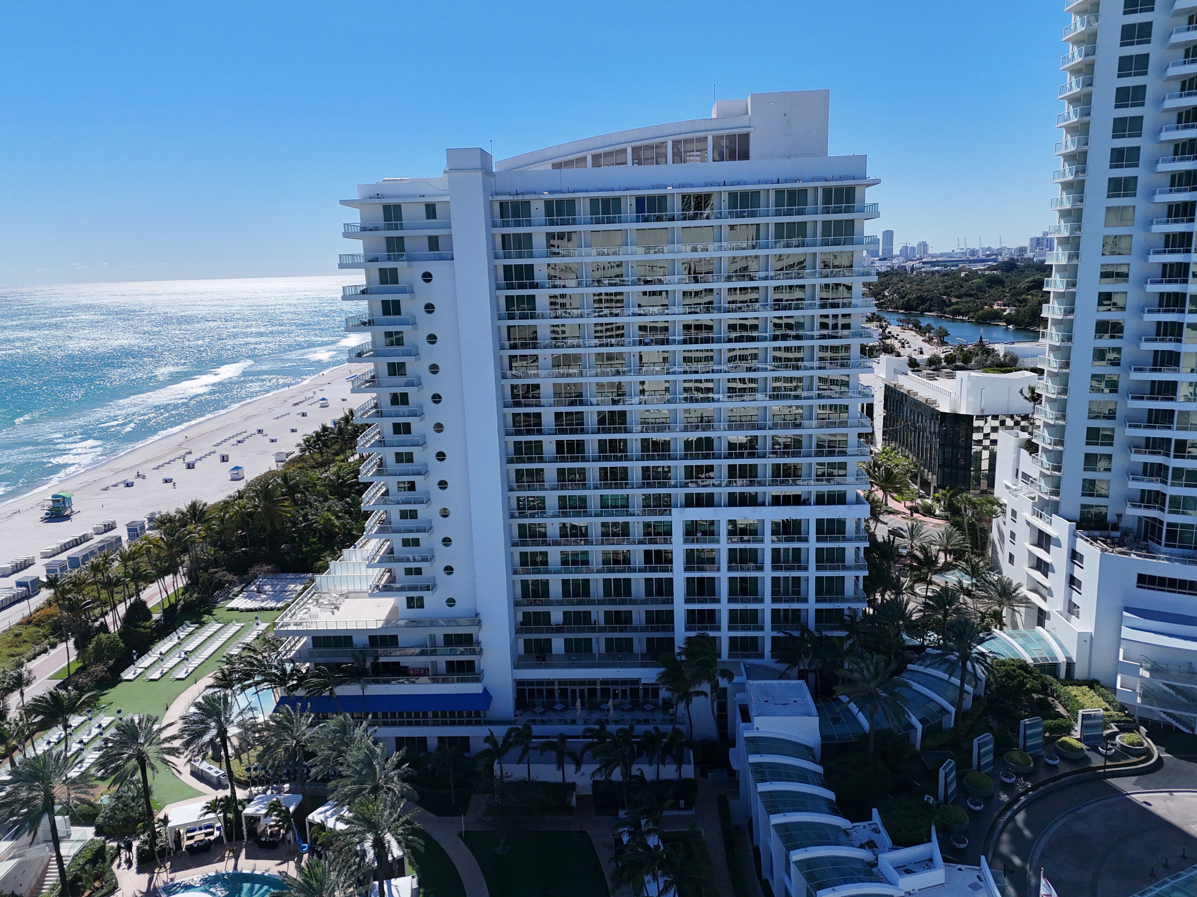 4391 Collins Avenue Miami Beach FL 33140