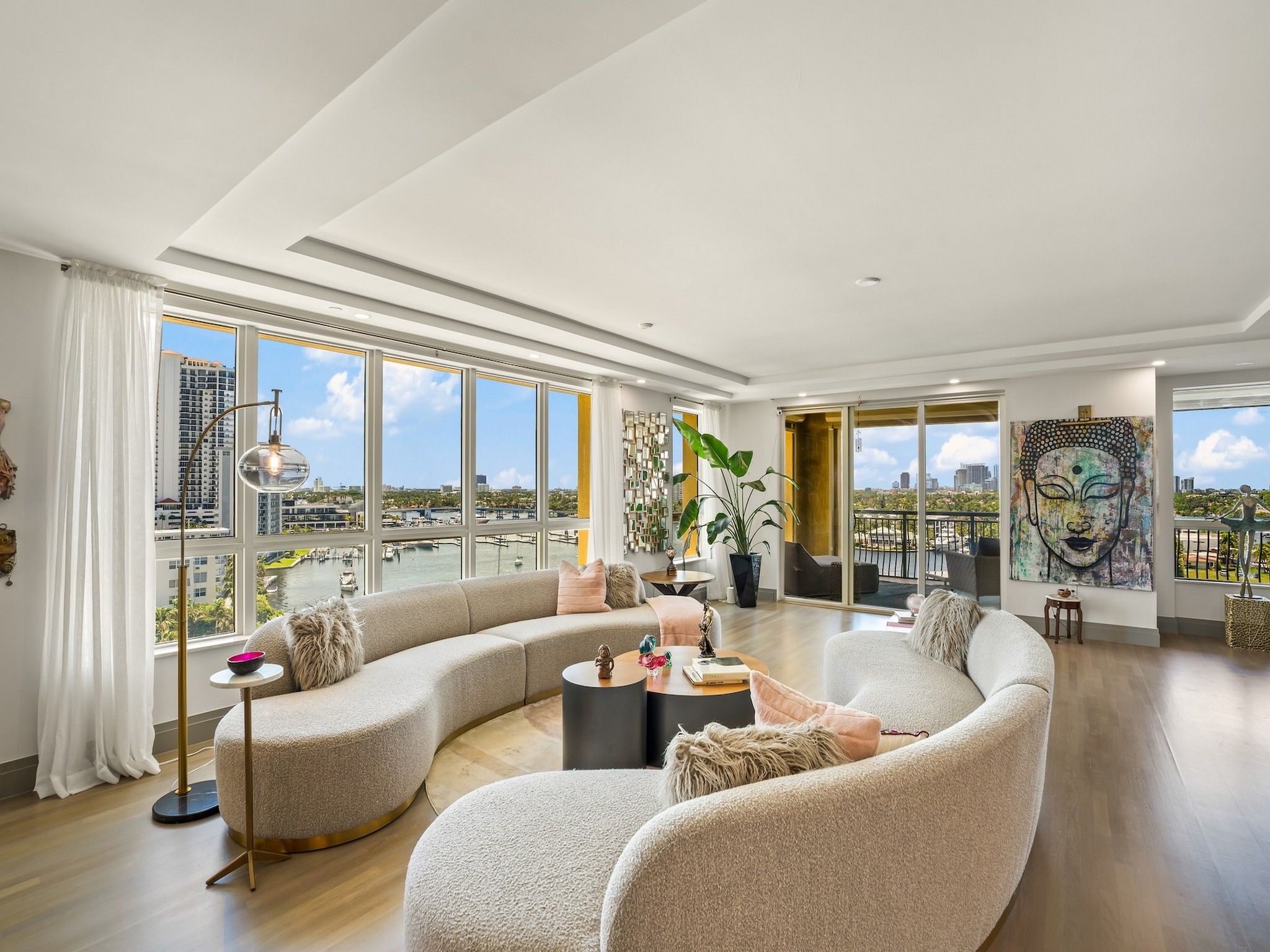 209 N Birch Road Fort Lauderdale FL 33304