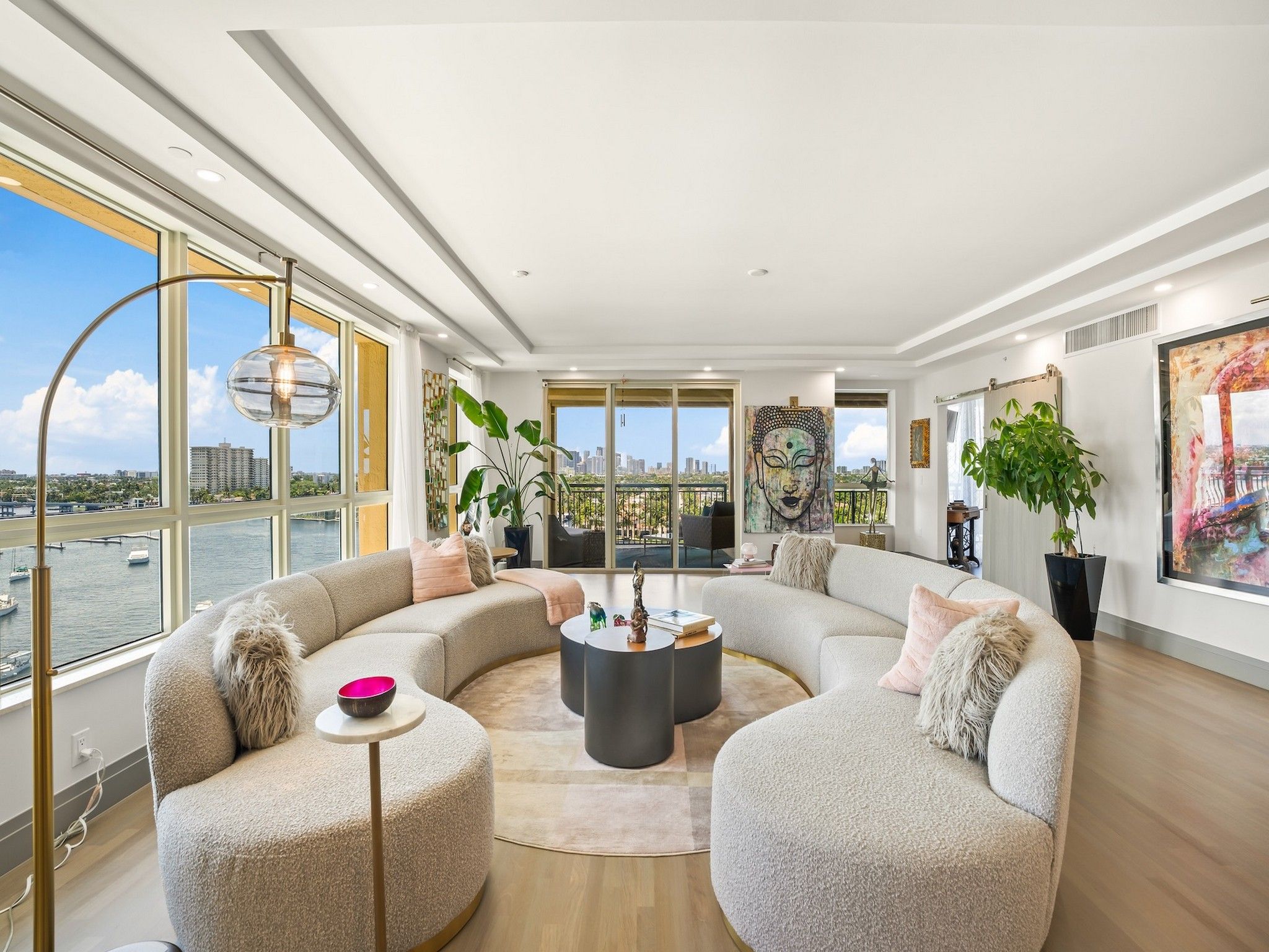 209 N Birch Road Fort Lauderdale FL 33304