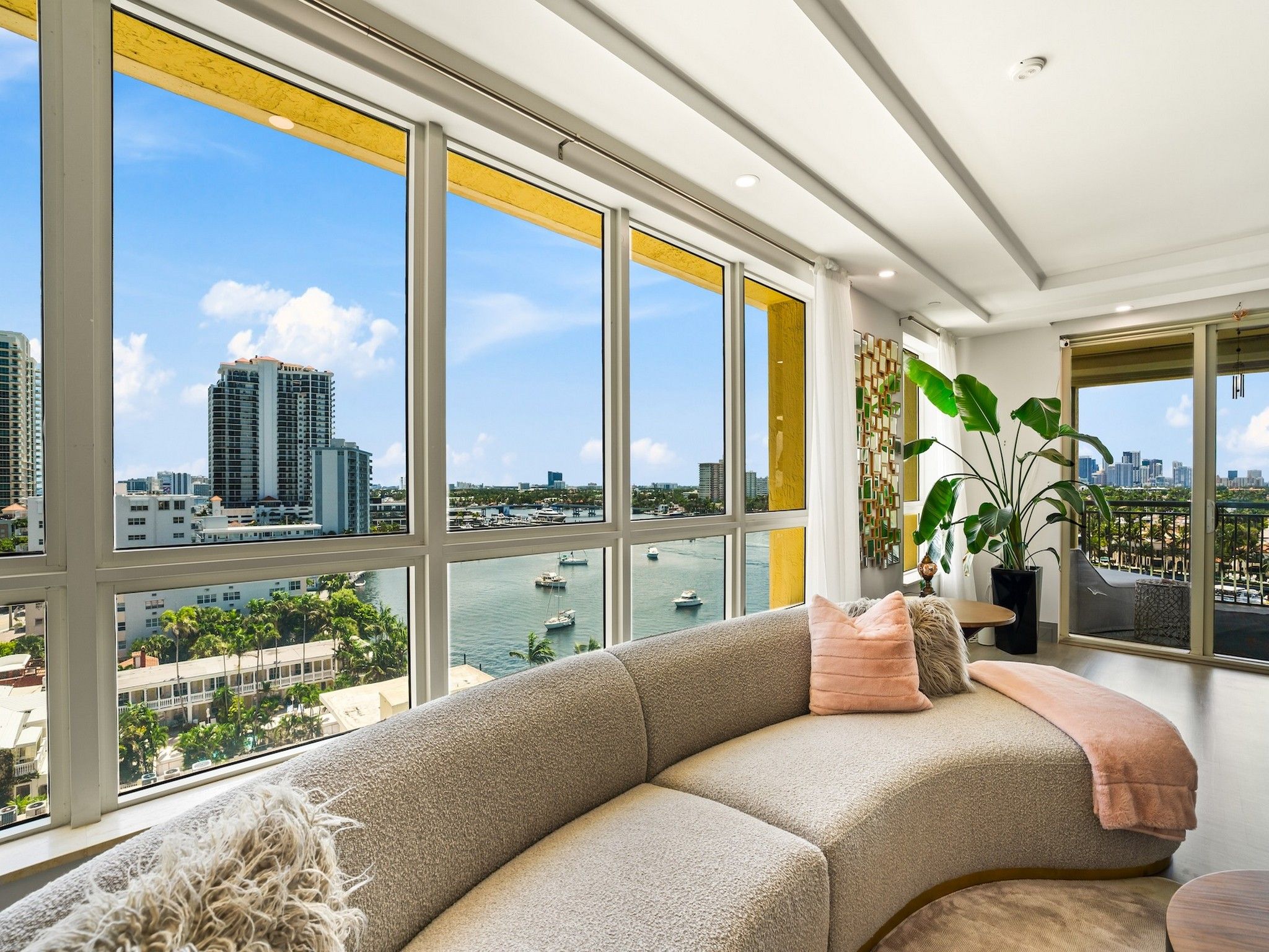 209 N Birch Road Fort Lauderdale FL 33304