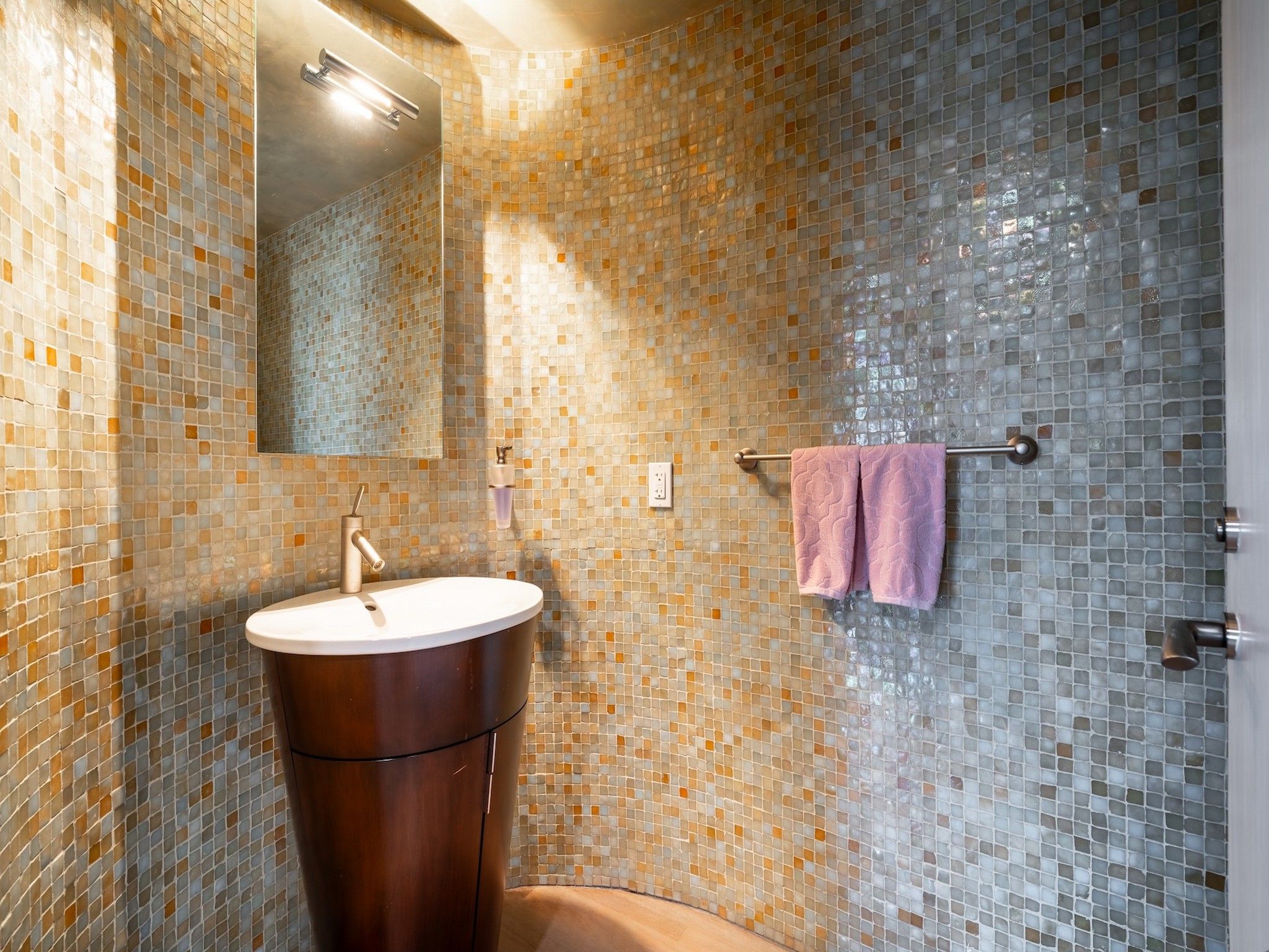 209 N Birch Road Fort Lauderdale FL 33304