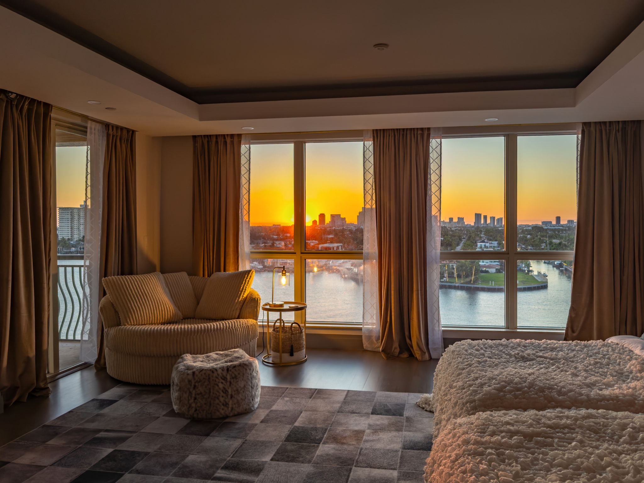 209 N Birch Road Fort Lauderdale FL 33304