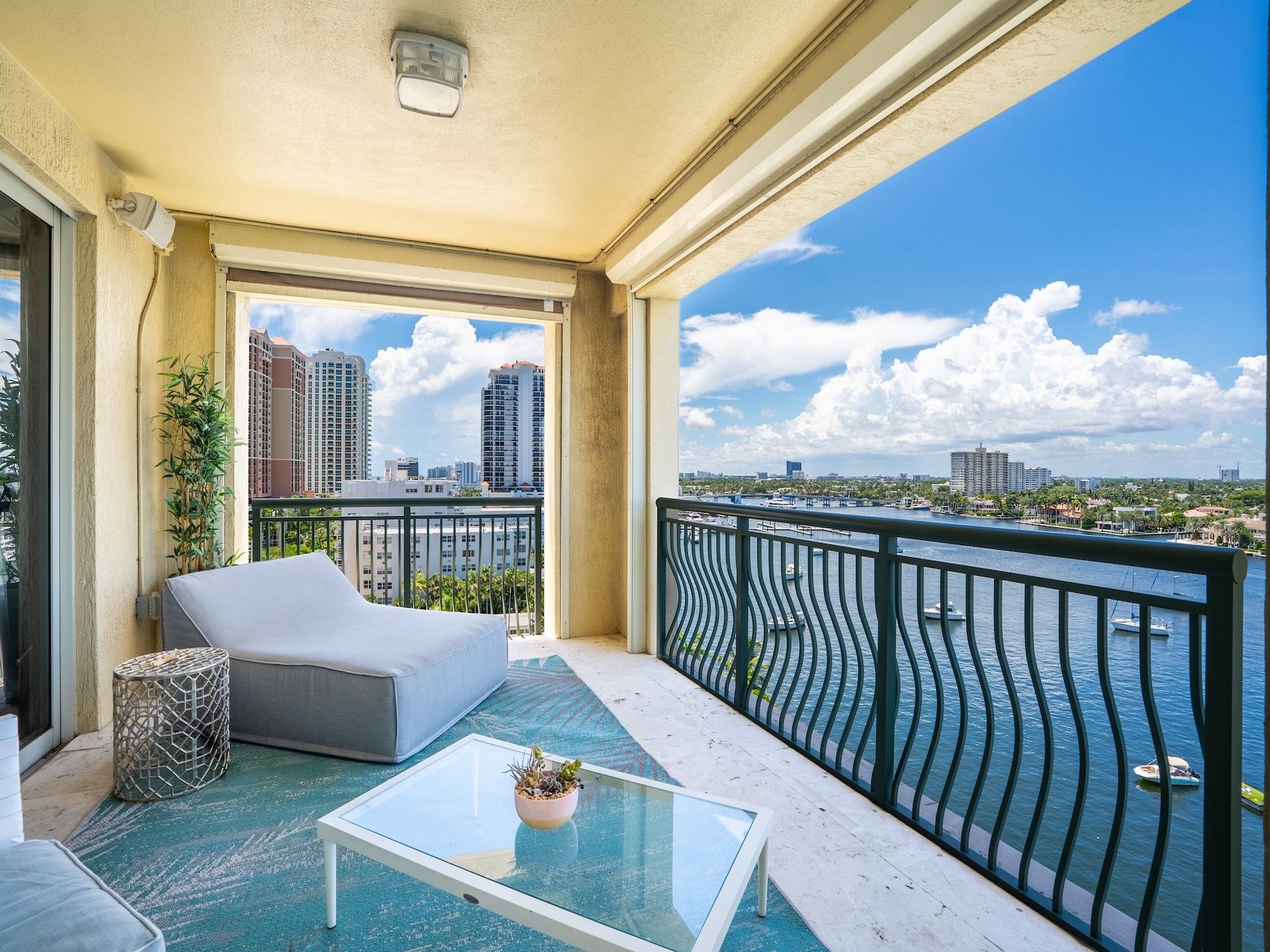 209 N Birch Road Fort Lauderdale FL 33304