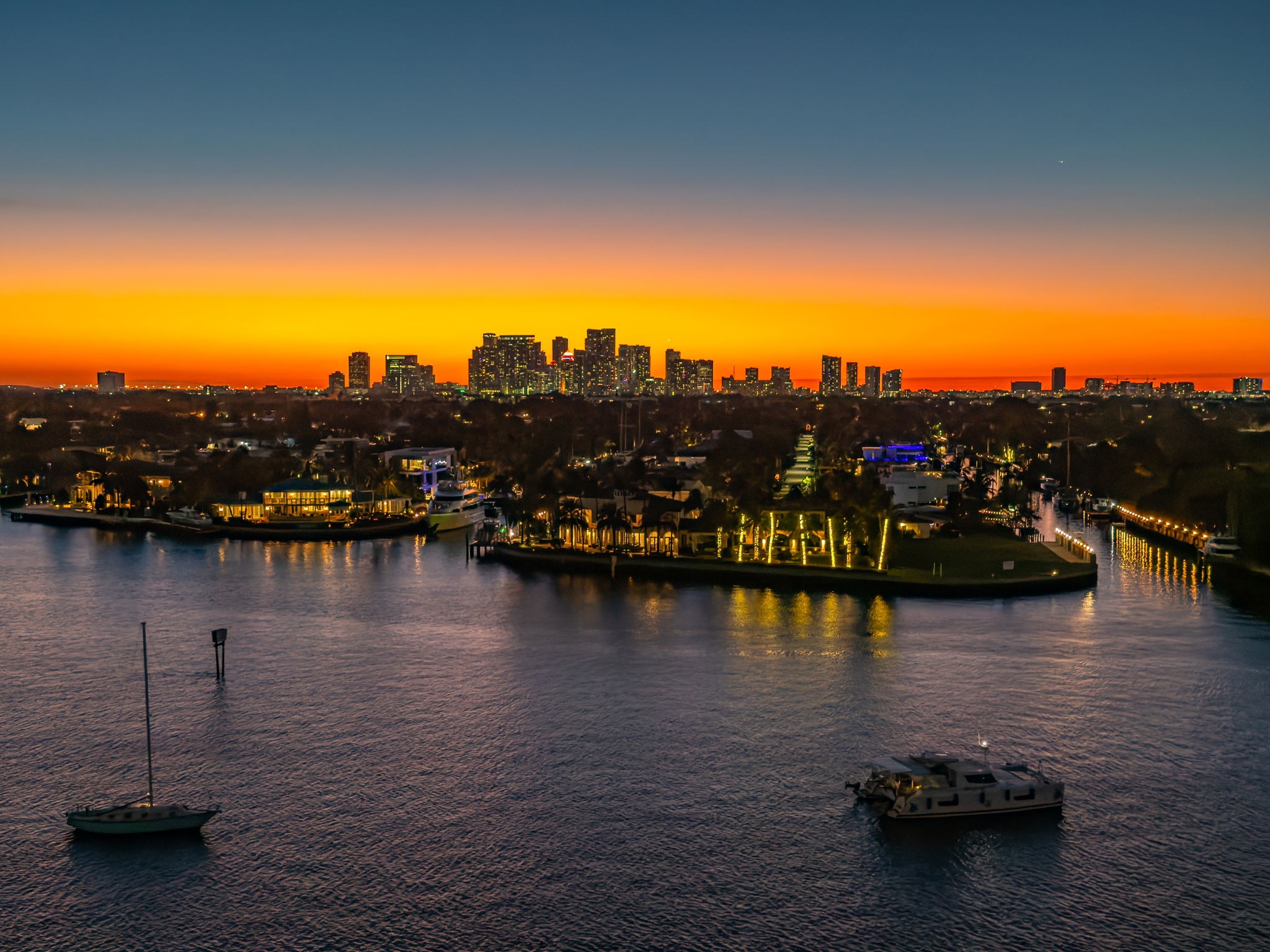 209 N Birch Road Fort Lauderdale FL 33304