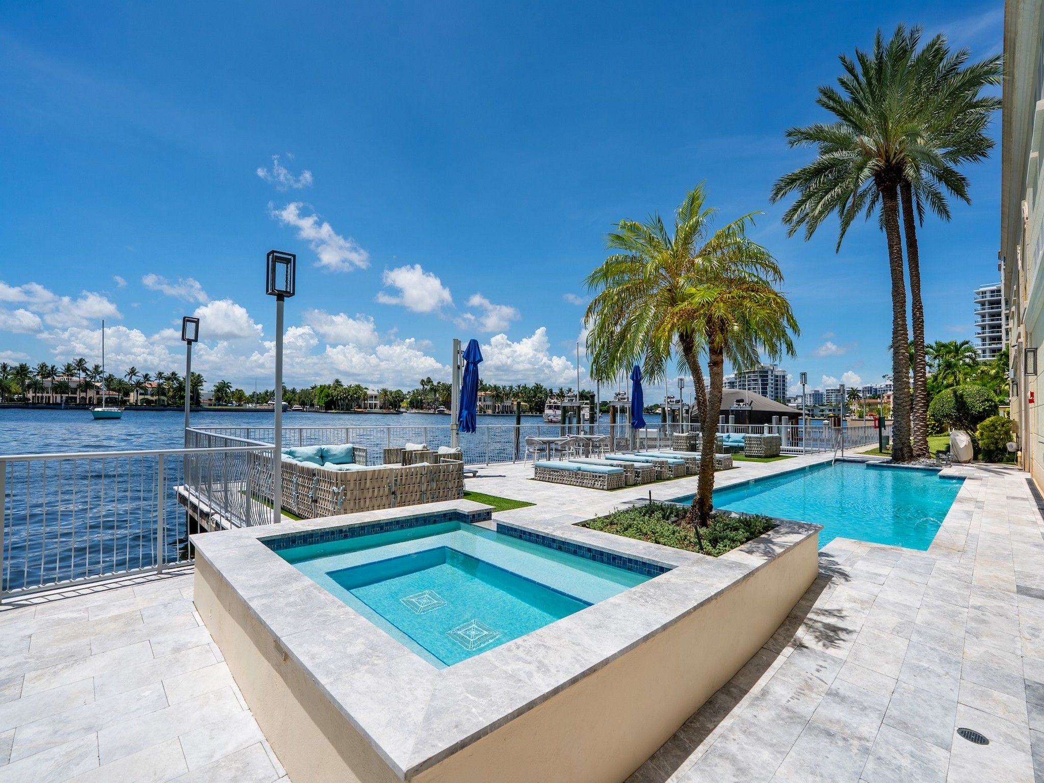 209 N Birch Road Fort Lauderdale FL 33304