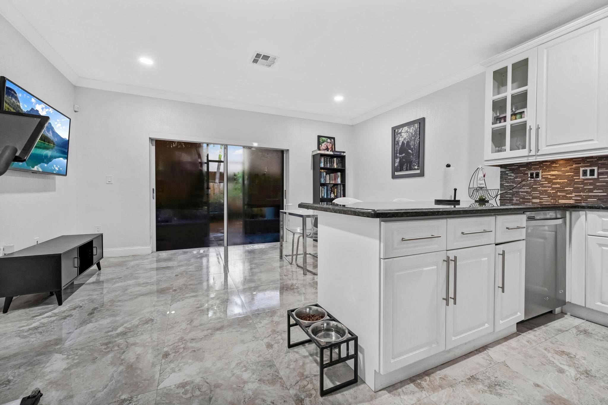 16618 NW 71st Avenue Miami Lakes FL 33014